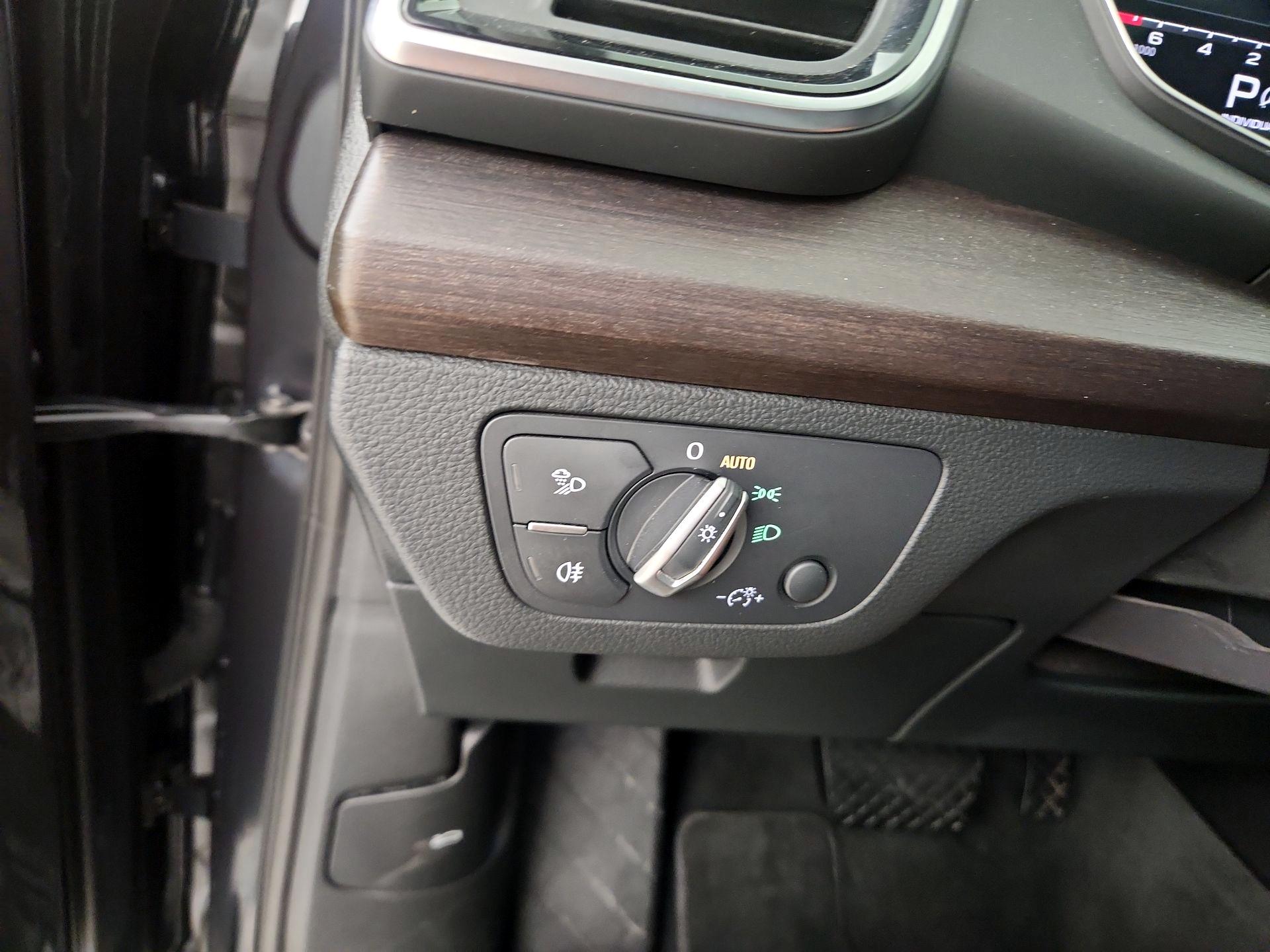 Thumbnail: 2021 Audi Q5 - 13