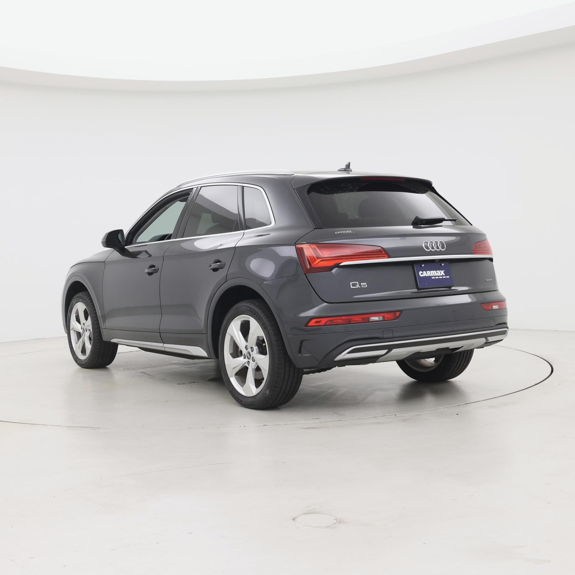 Thumbnail: 2021 Audi Q5 - 2