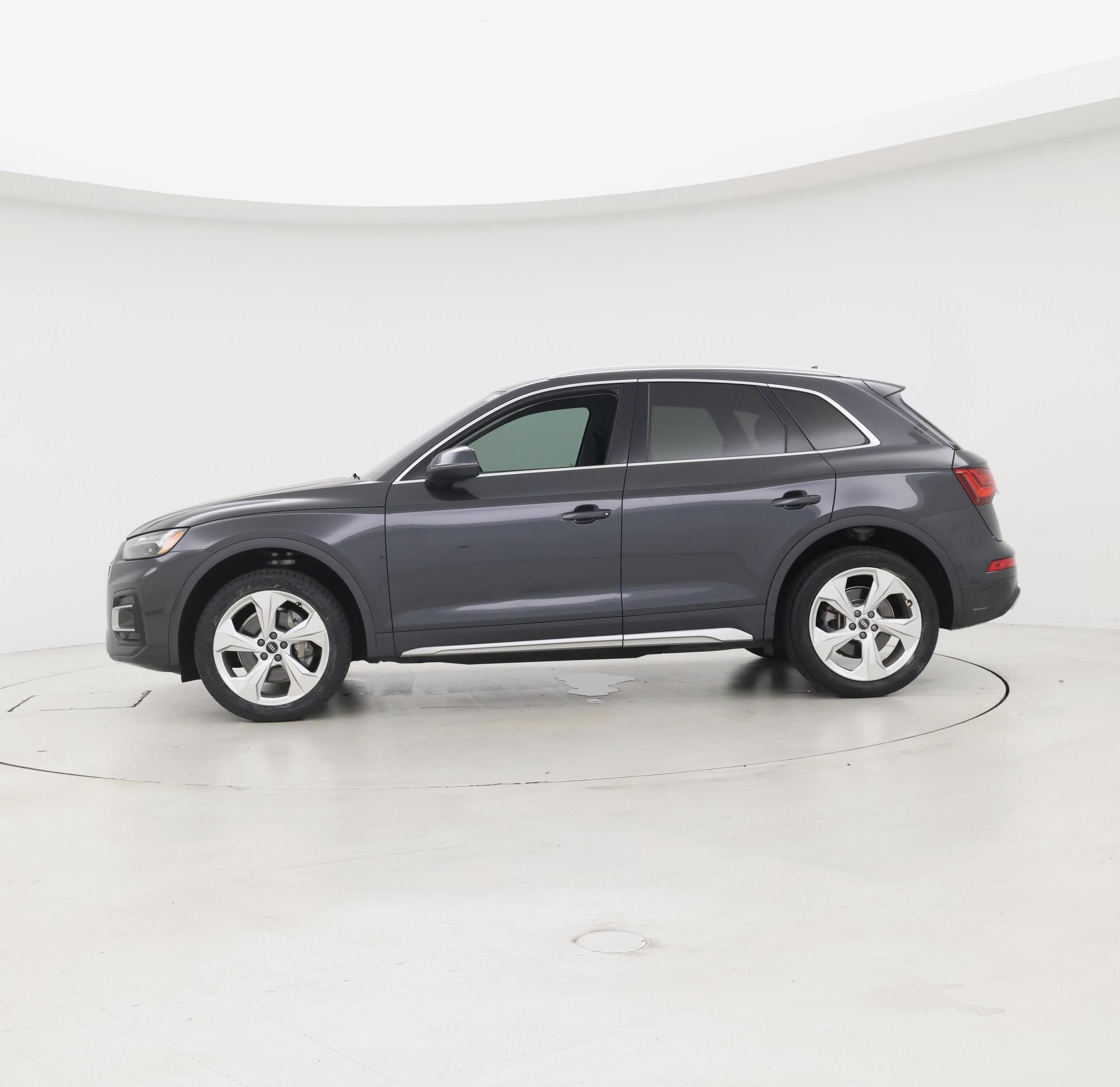 Thumbnail: 2021 Audi Q5 - 3