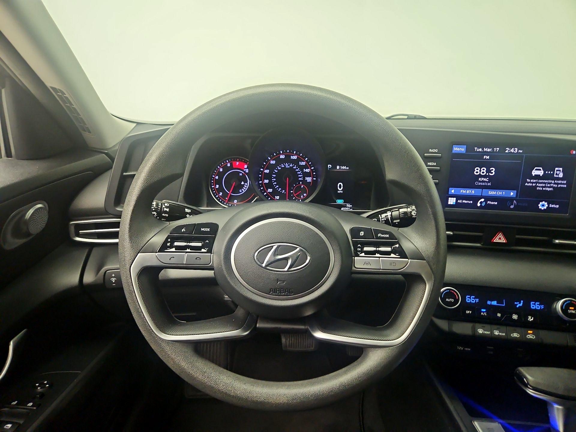 Thumbnail: 2021 Hyundai Elantra - 10