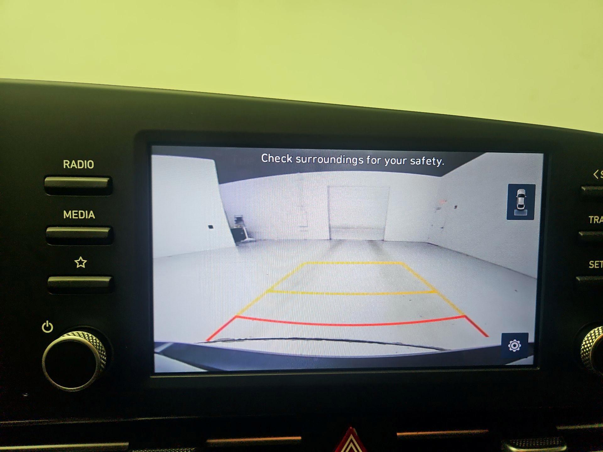 Thumbnail: 2021 Hyundai Elantra - 14