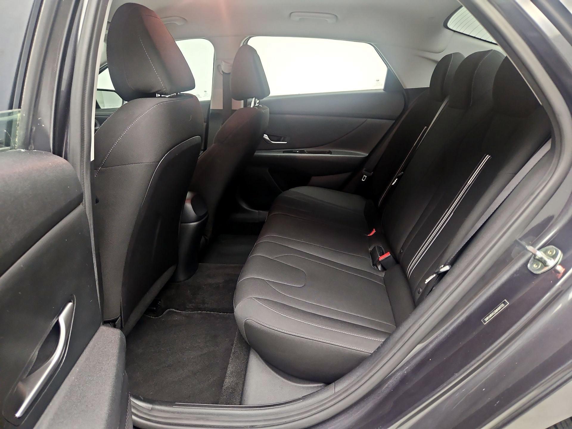 Thumbnail: 2021 Hyundai Elantra - 19