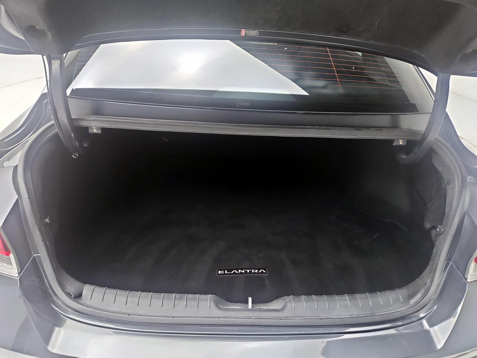 Thumbnail: 2021 Hyundai Elantra - 20