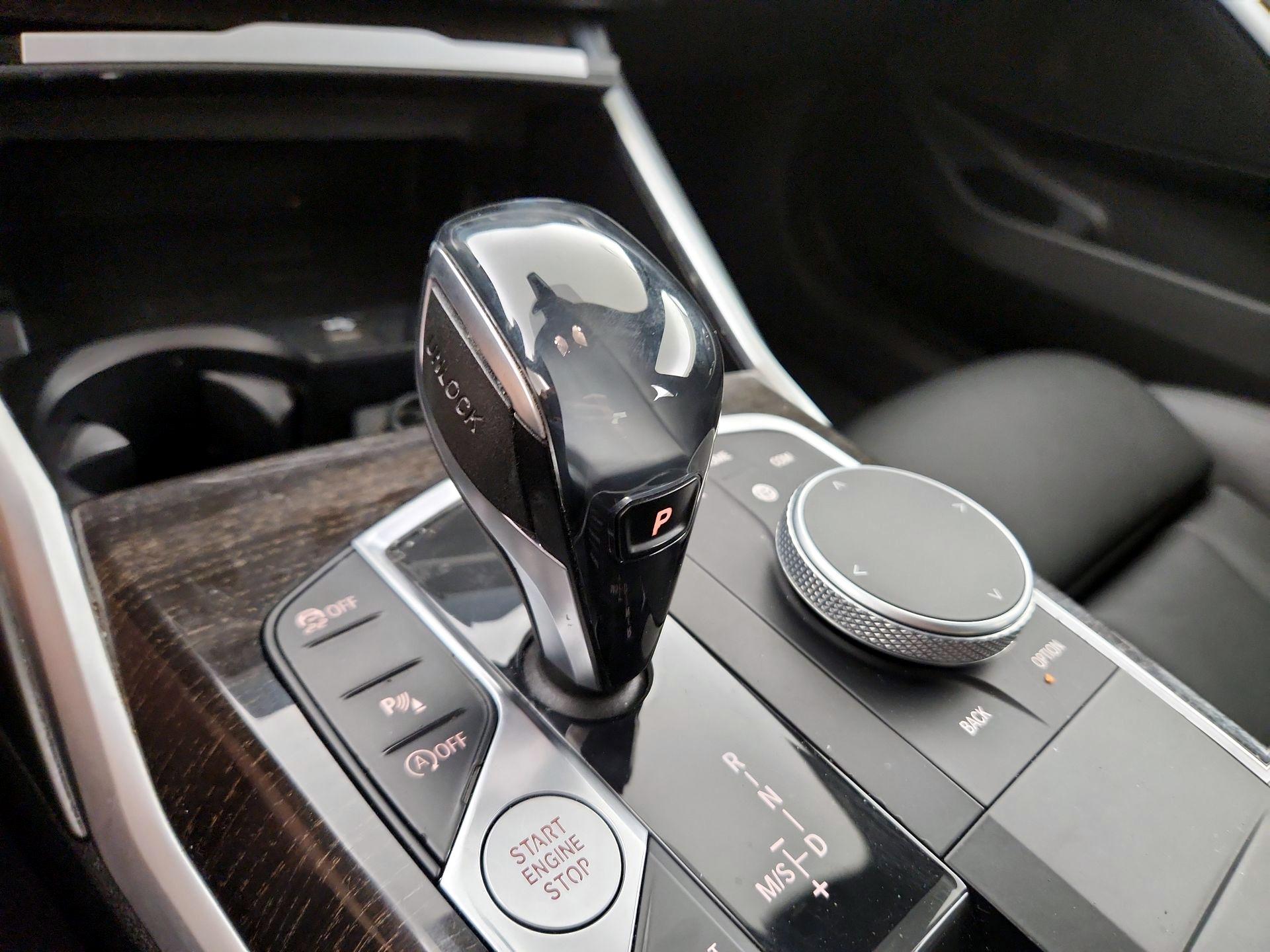 Thumbnail: 2019 BMW 3 Series - 15