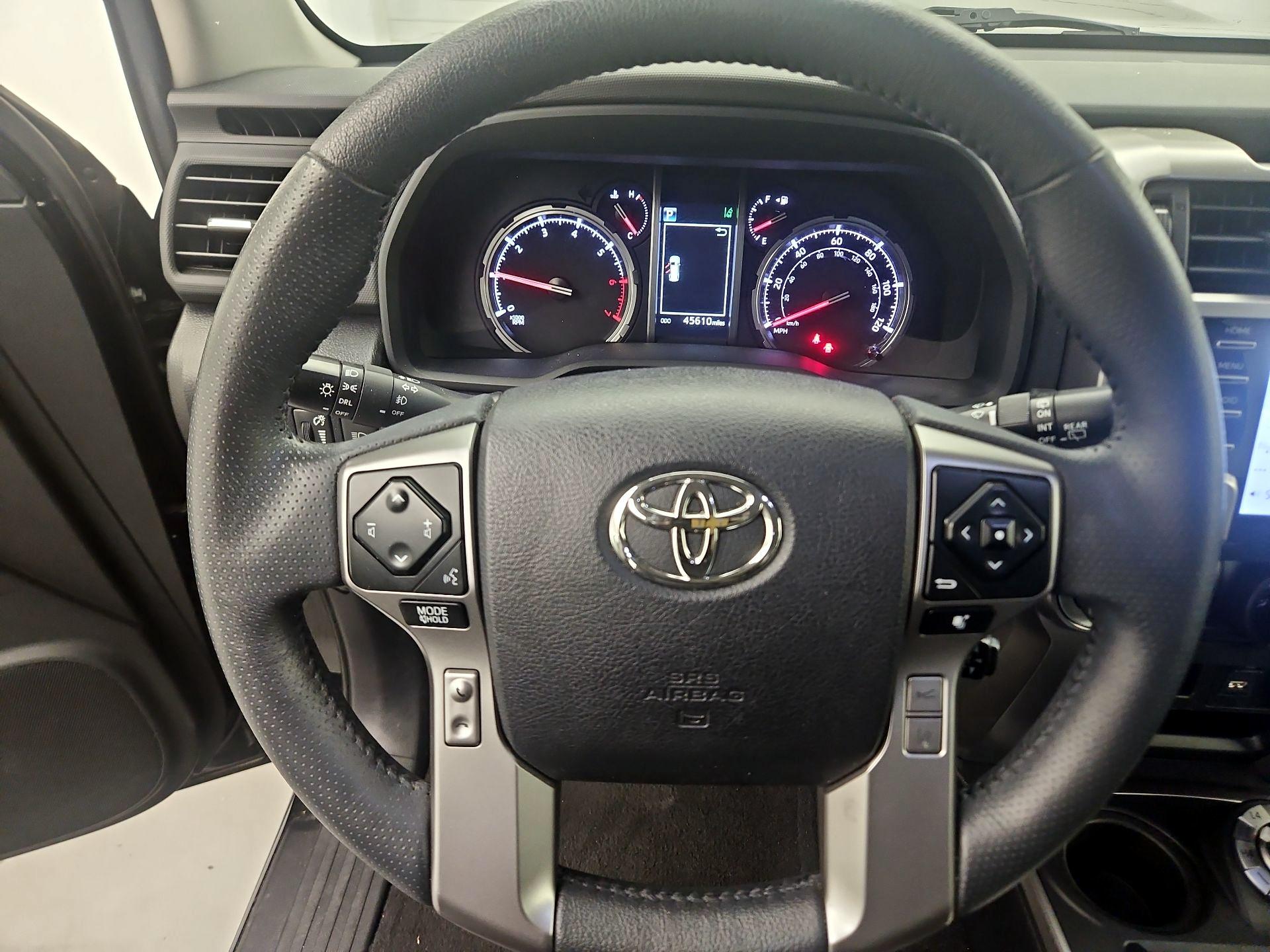 Thumbnail: 2023 Toyota 4Runner - 10