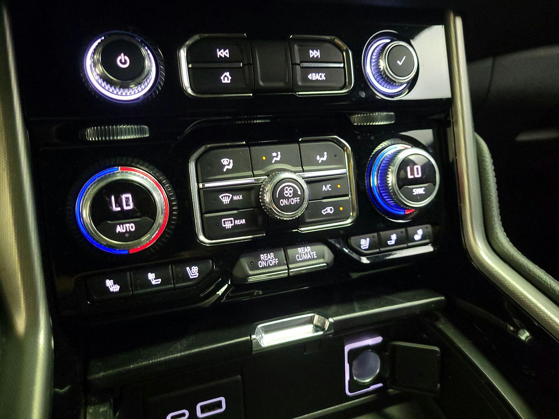 Thumbnail: 2022 GMC Yukon - 16