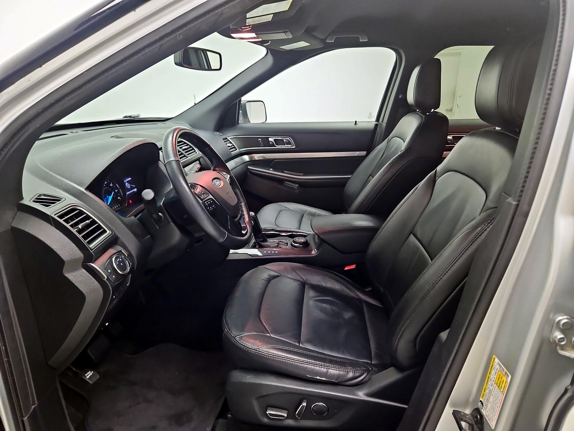 Thumbnail: 2018 Ford Explorer - 11