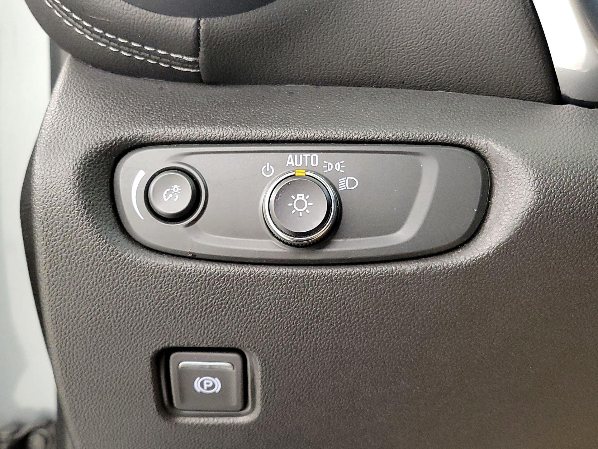 Thumbnail: 2025 Chevrolet Blazer - 13