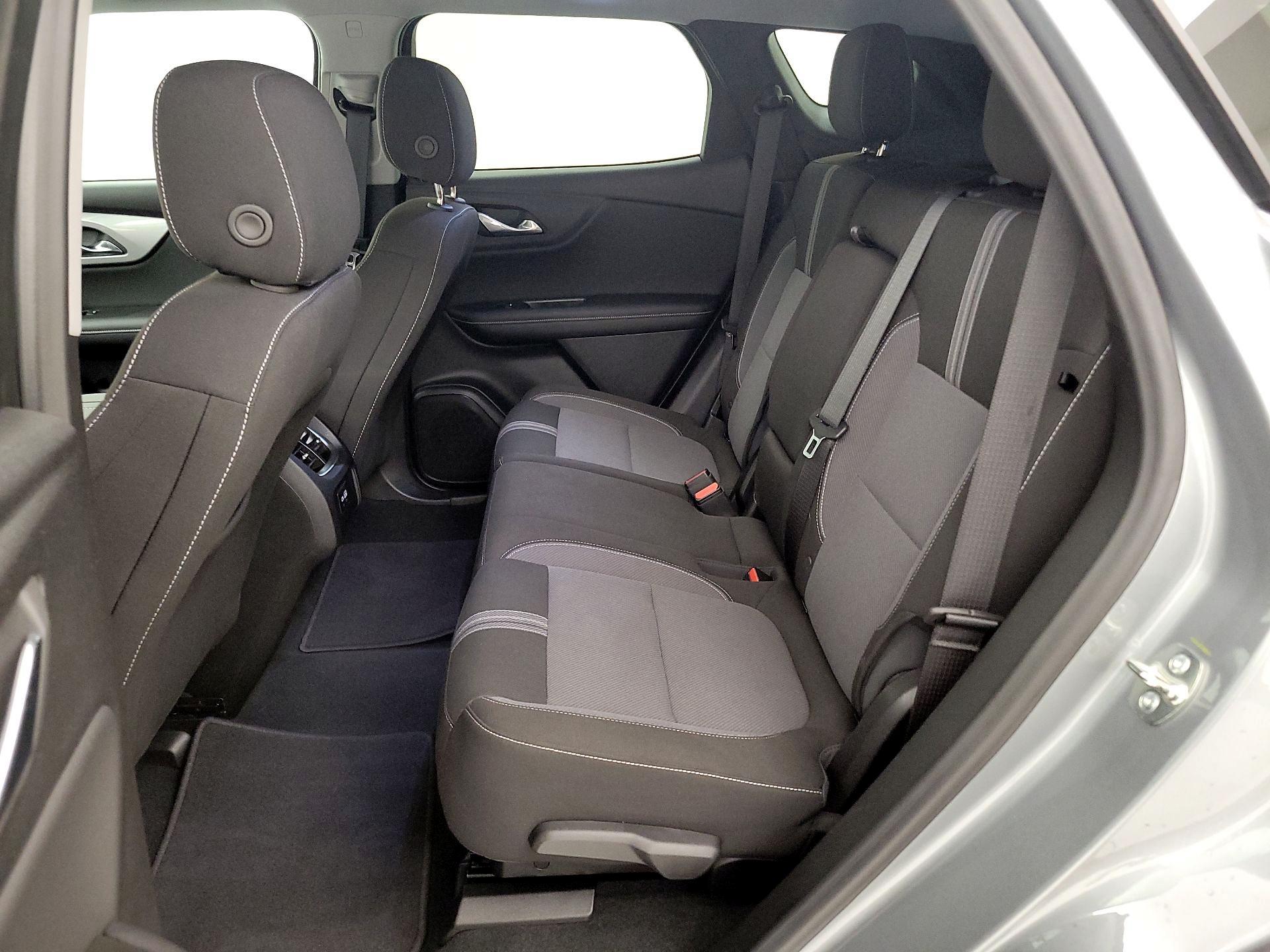 Thumbnail: 2025 Chevrolet Blazer - 19