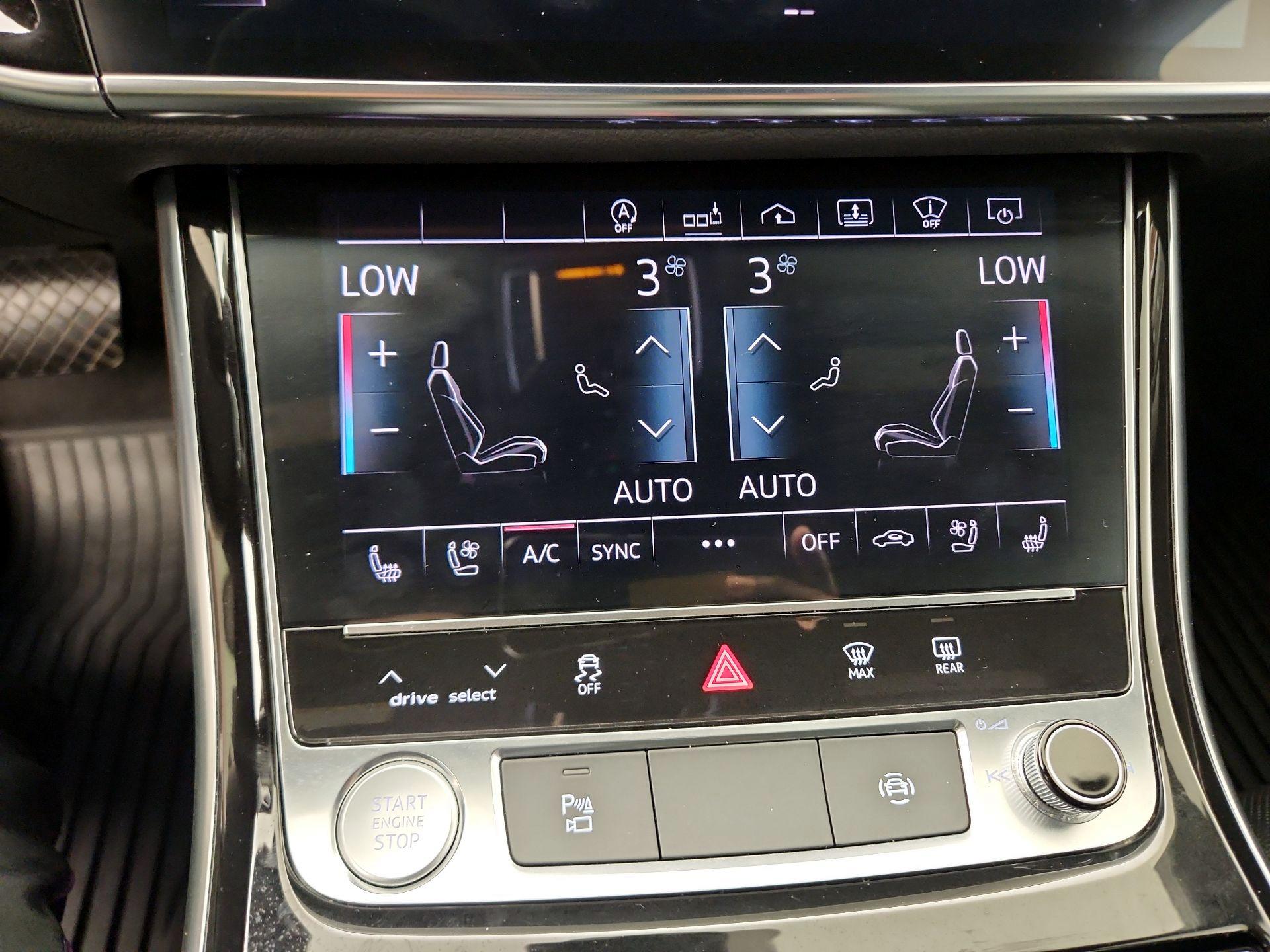 Thumbnail: 2019 Audi A8 - 16