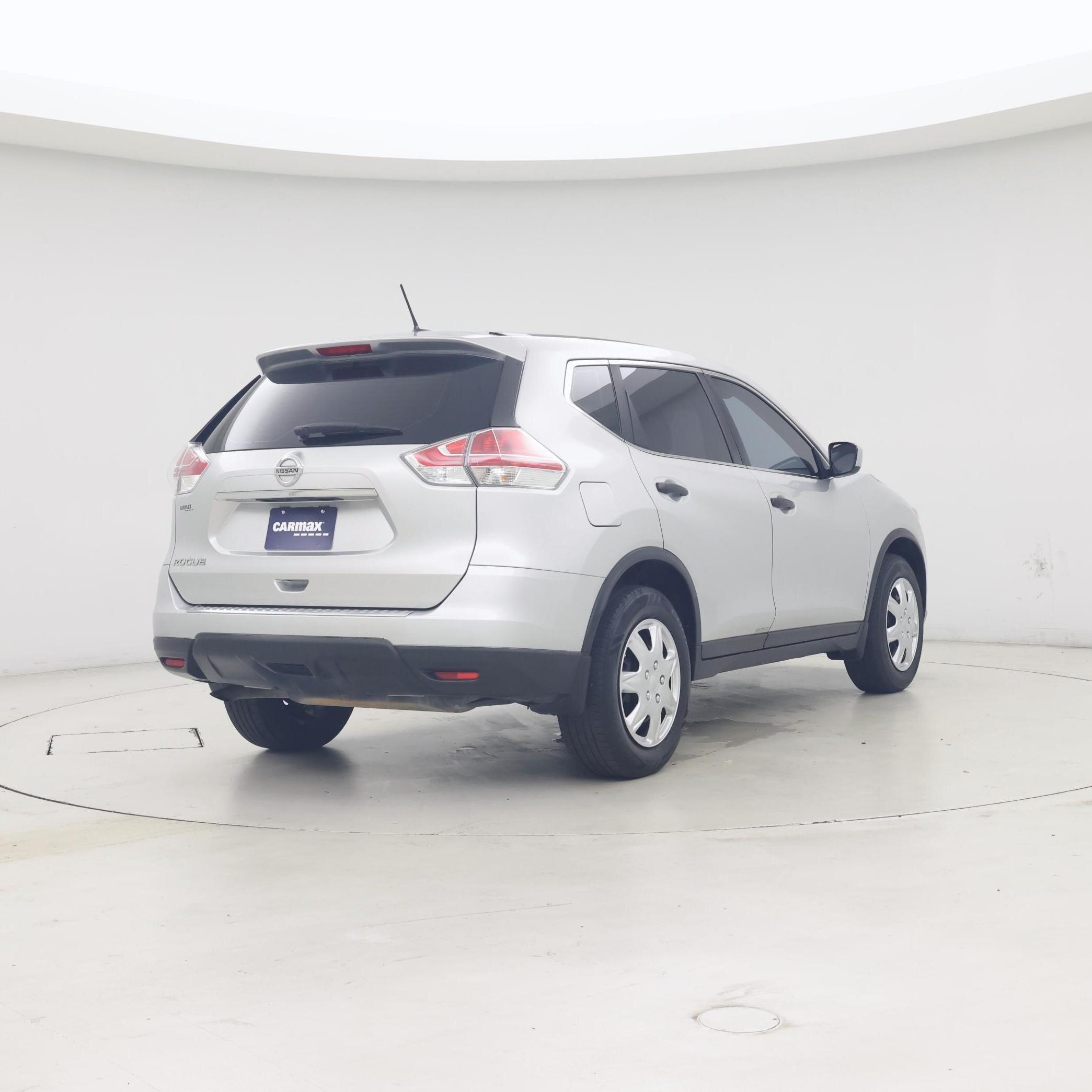 Thumbnail: 2016 Nissan Rogue - 8