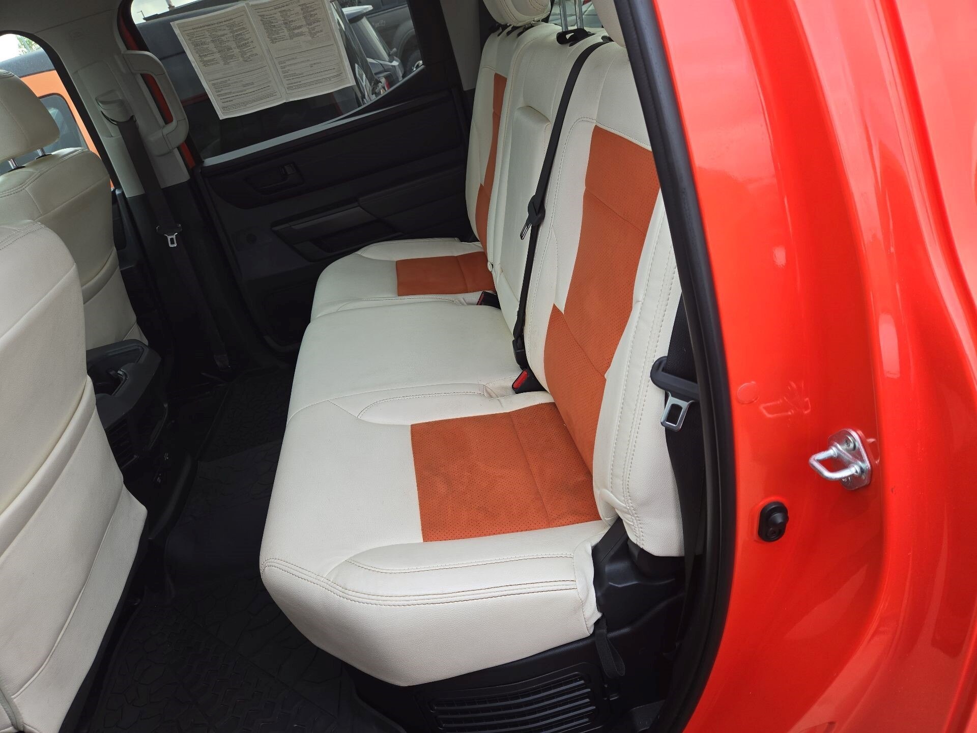 Thumbnail: 2022 Toyota Tundra - 17