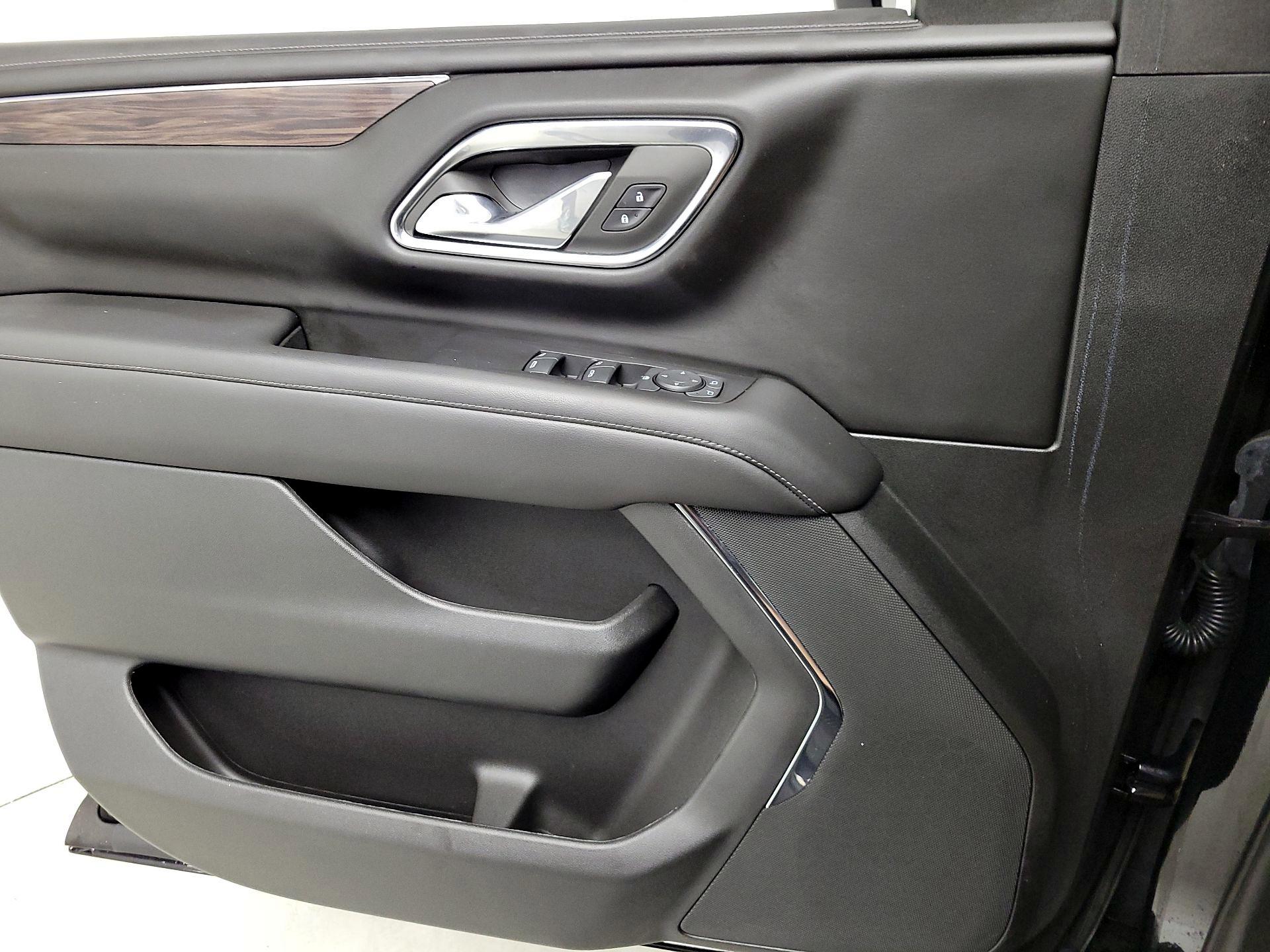 Thumbnail: 2023 Chevrolet Tahoe - 12