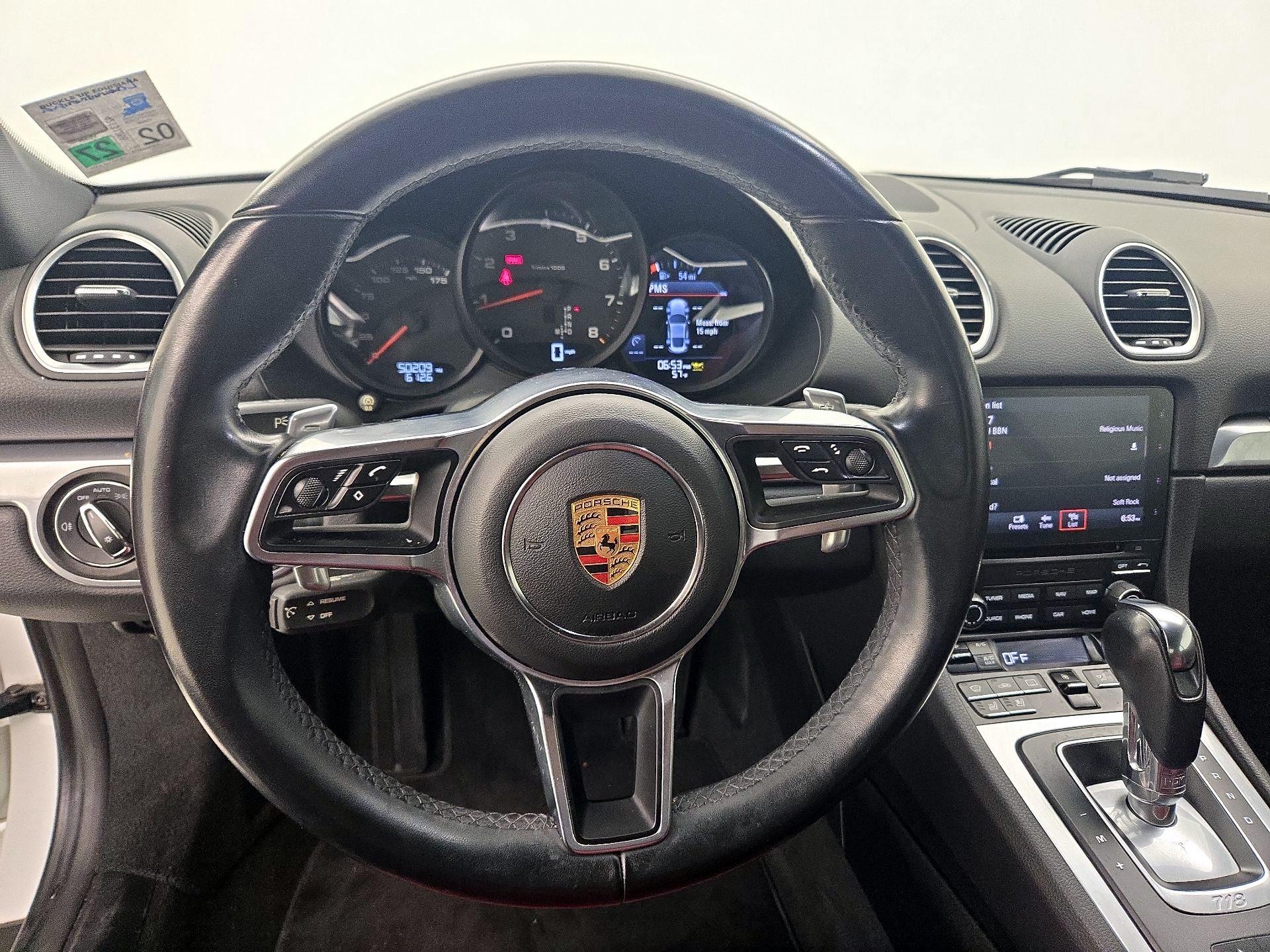 Thumbnail: 2018 Porsche 718 Cayman - 10