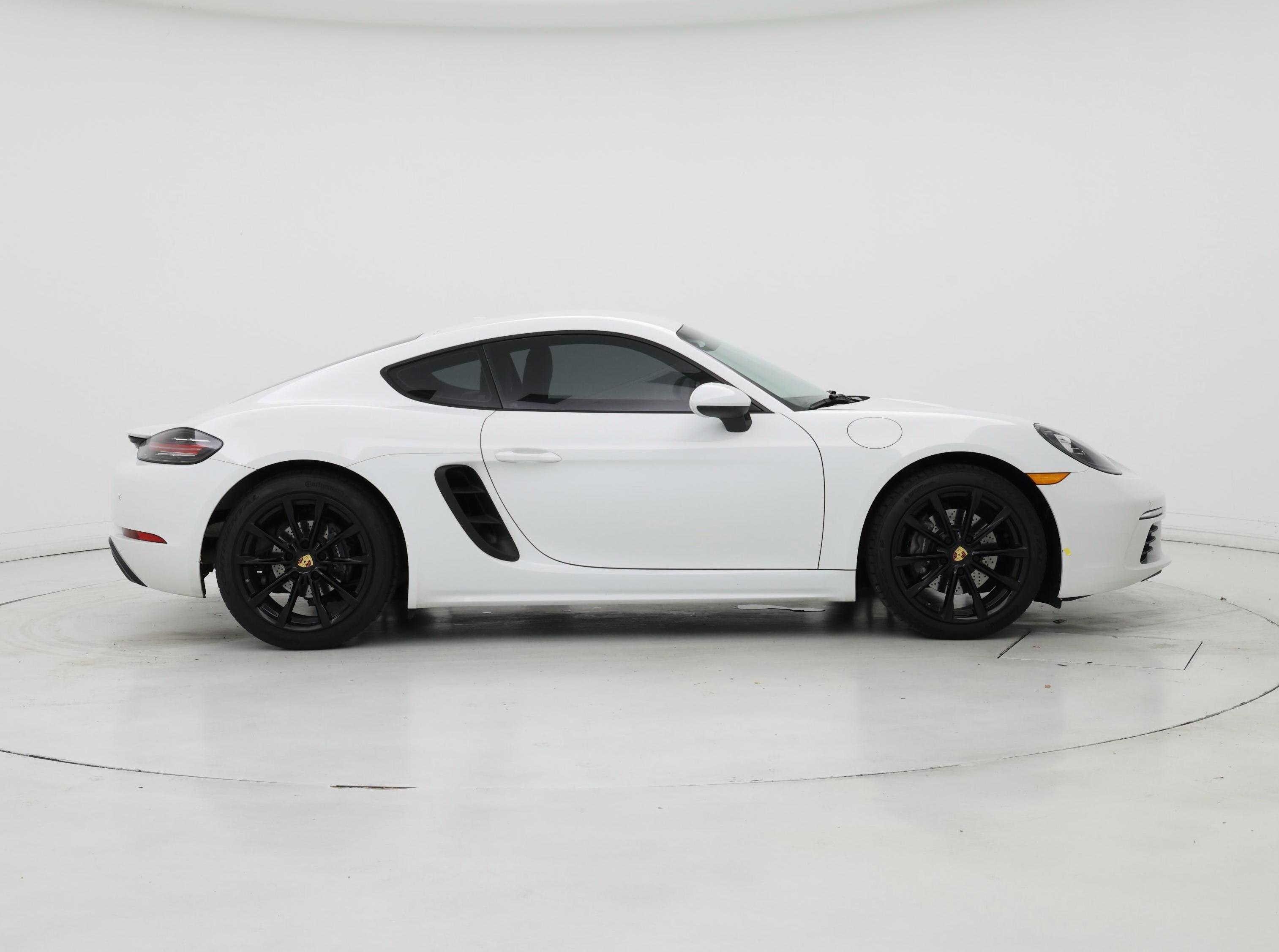 Thumbnail: 2018 Porsche 718 Cayman - 7