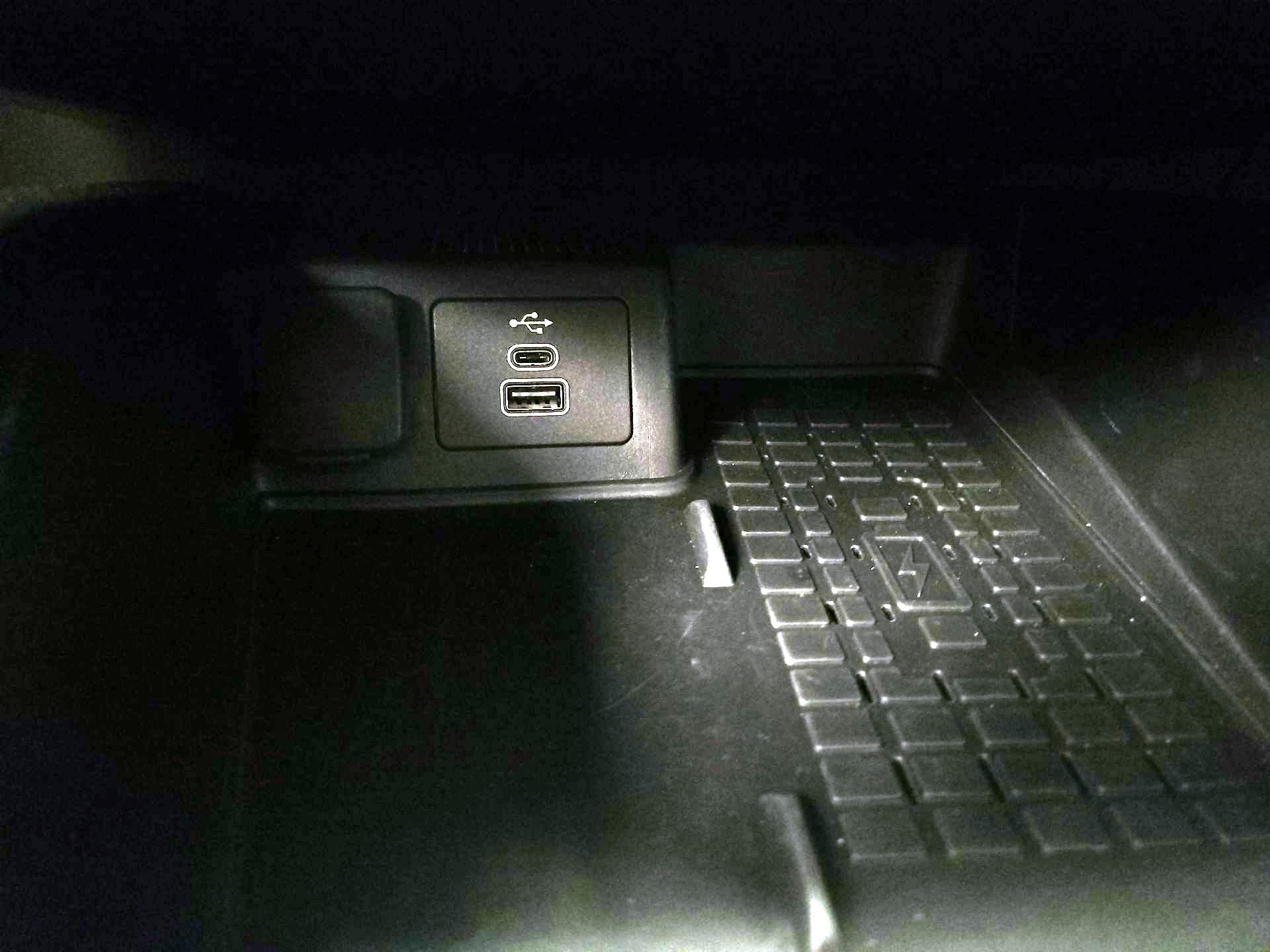 Thumbnail: 2025 Ford Bronco Sport - 18