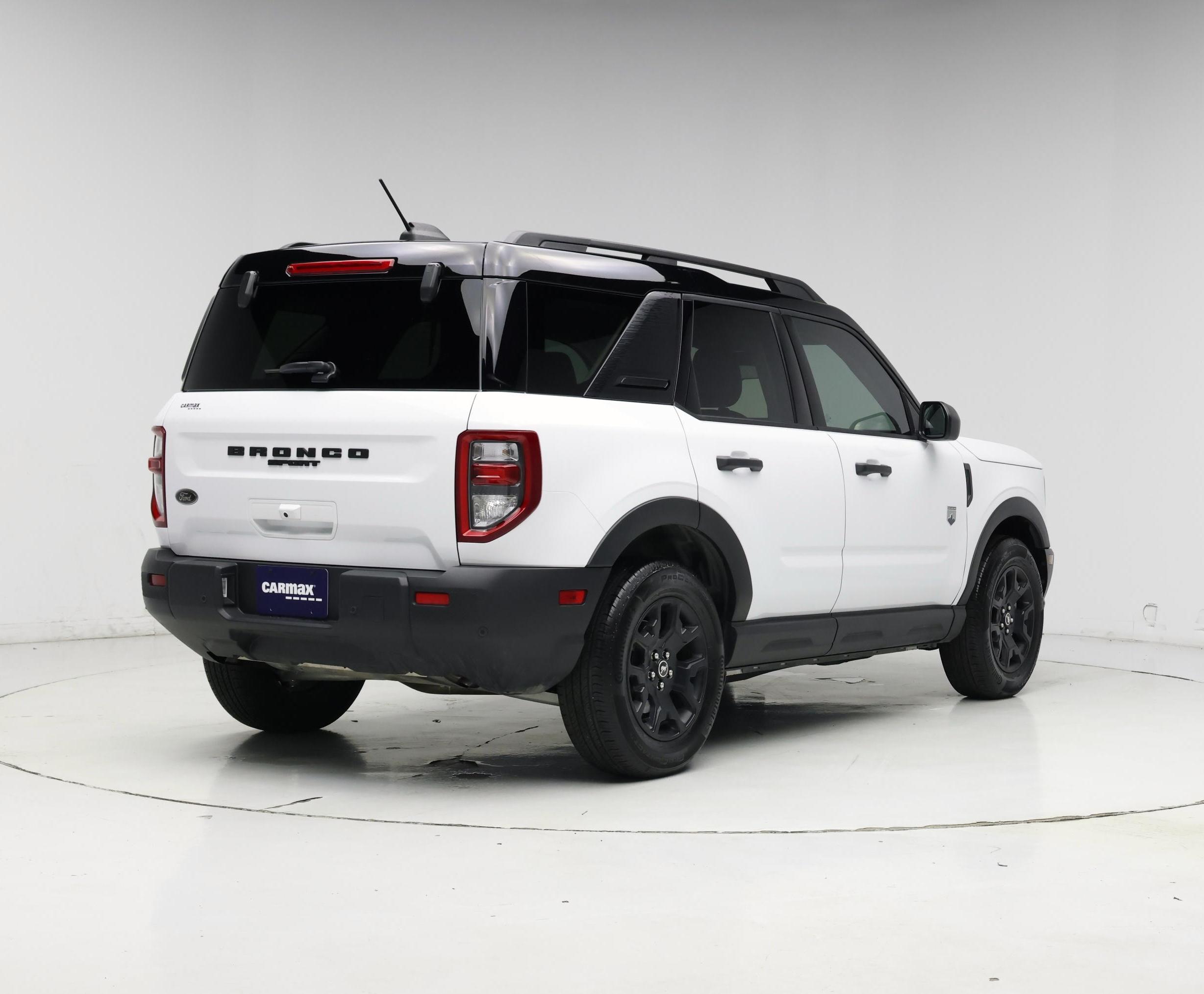 Thumbnail: 2025 Ford Bronco Sport - 8