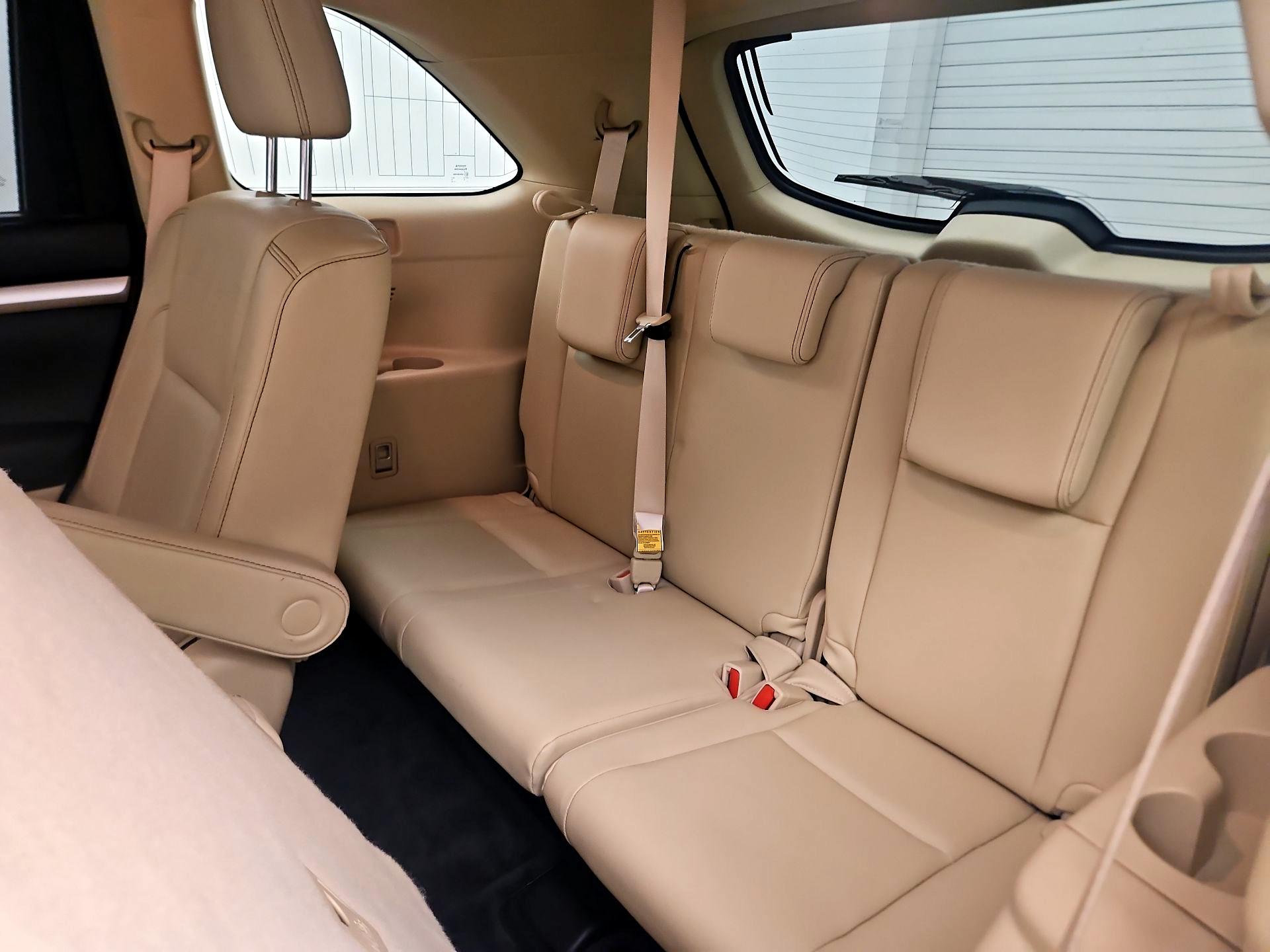 Thumbnail: 2014 Toyota Highlander - 20