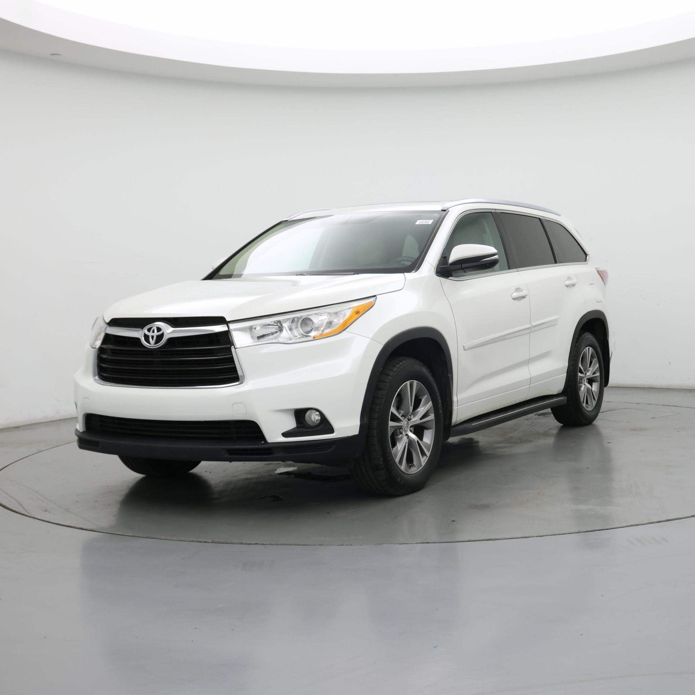 Thumbnail: 2014 Toyota Highlander - 4
