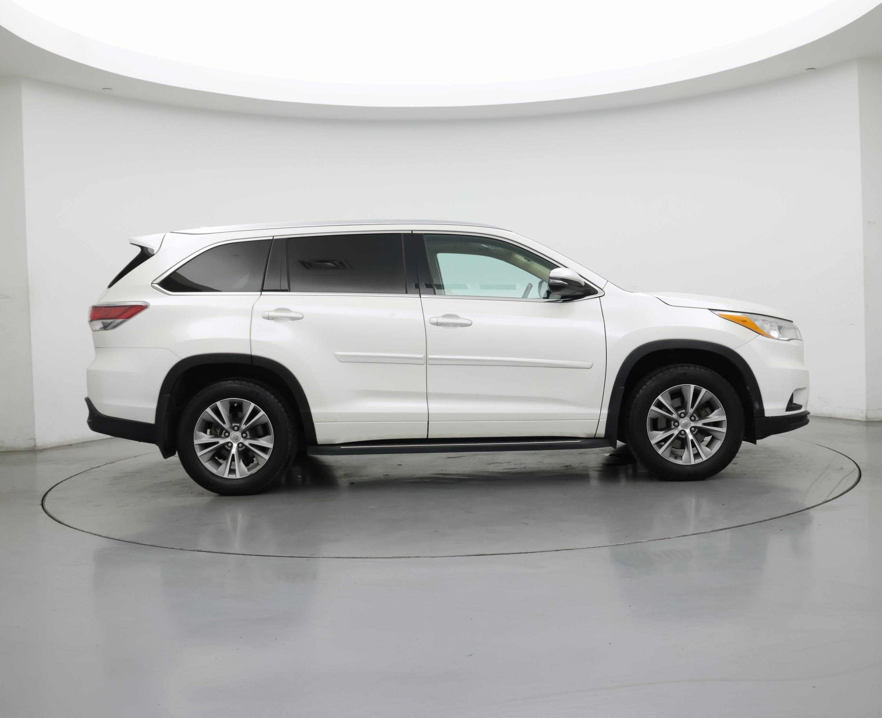 Thumbnail: 2014 Toyota Highlander - 7