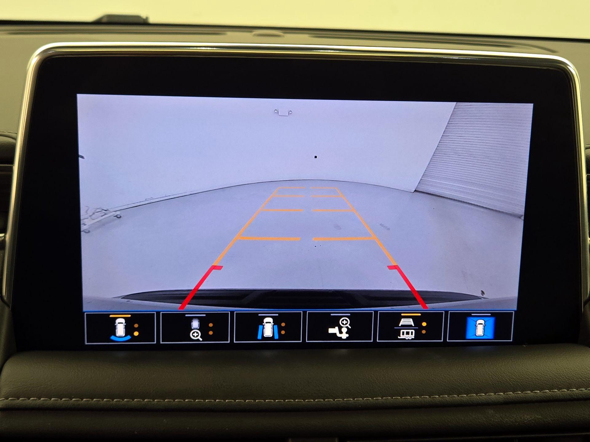 Thumbnail: 2021 Chevrolet Tahoe - 14