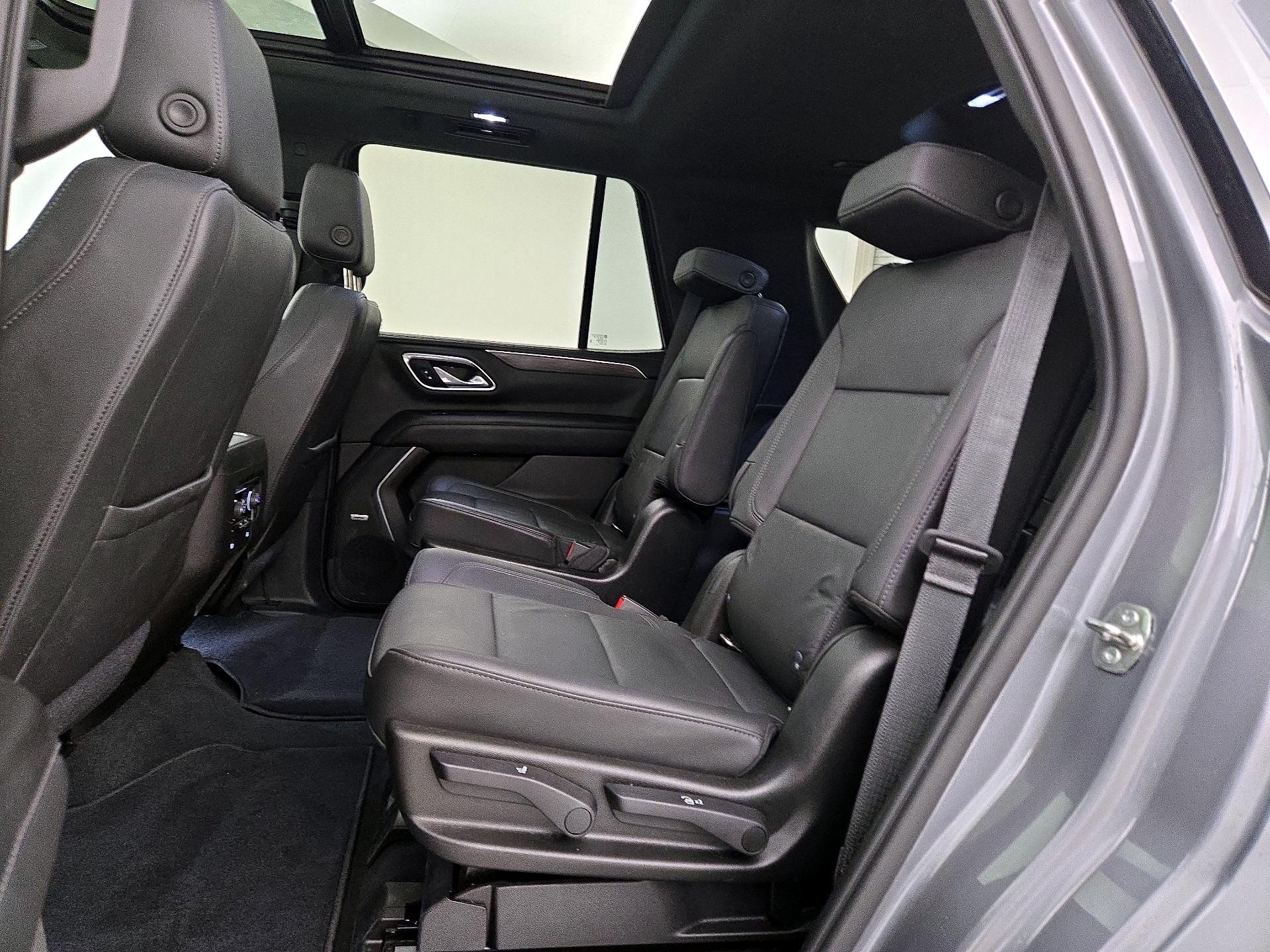 Thumbnail: 2021 Chevrolet Tahoe - 20