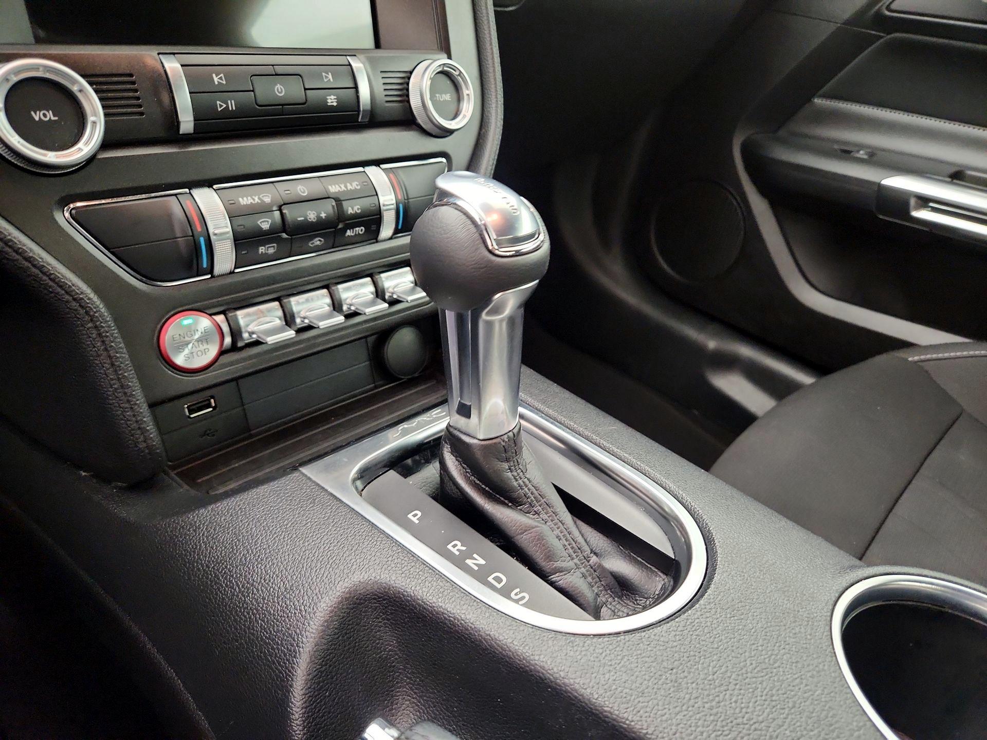 Thumbnail: 2022 Ford Mustang - 15