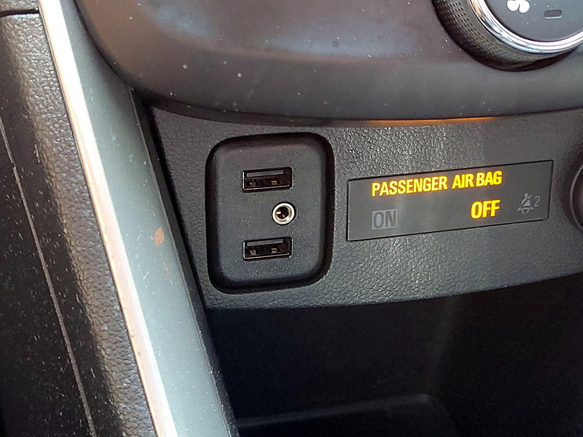 Thumbnail: 2018 Chevrolet Trax - 16