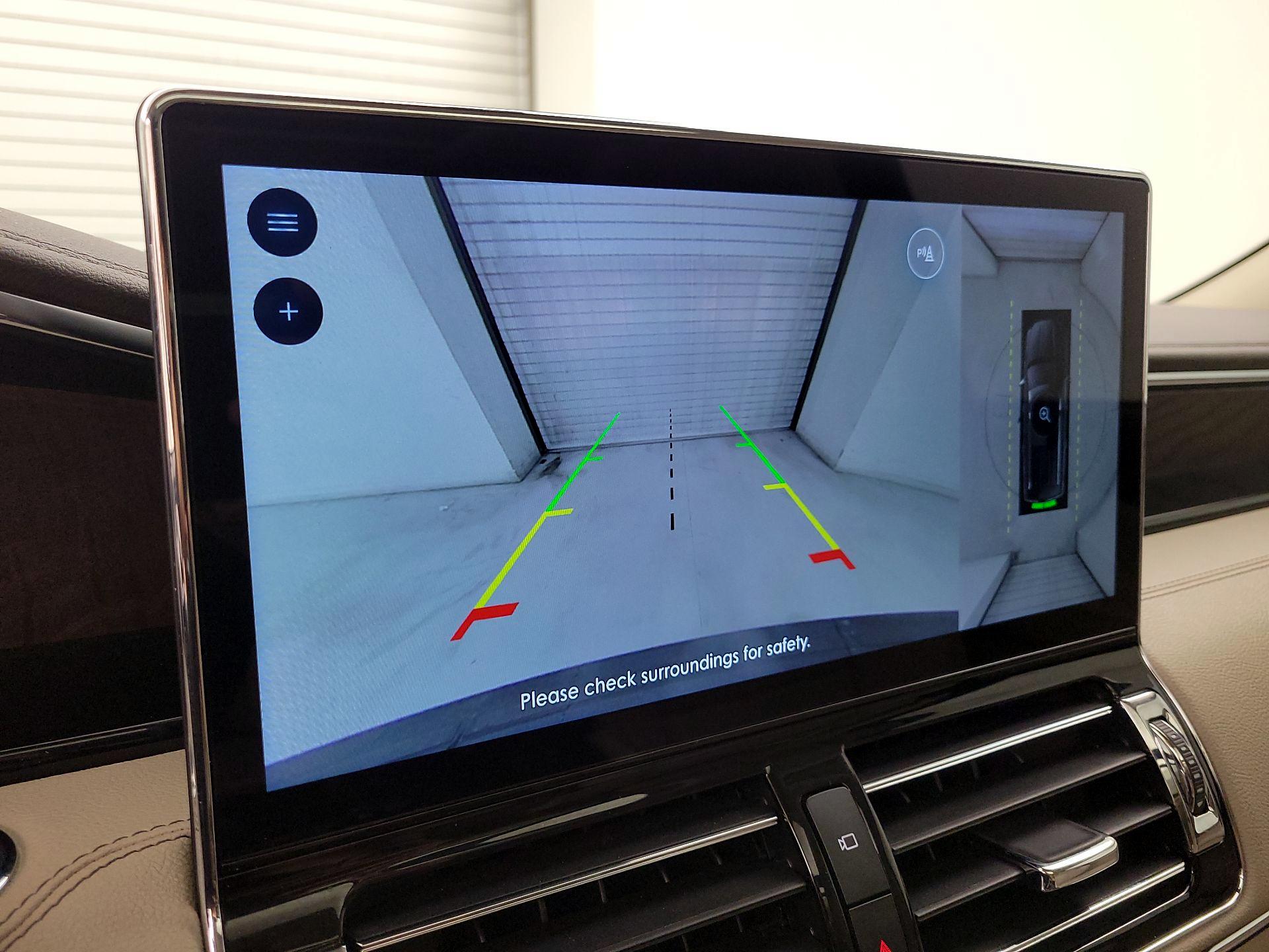 Thumbnail: 2024 Lincoln Navigator - 15