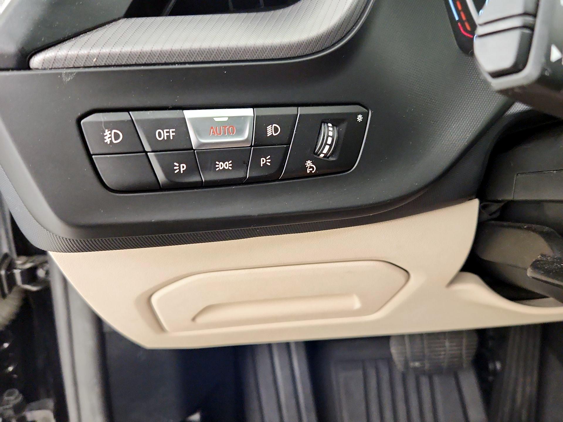 Thumbnail: 2021 BMW 2 Series - 13