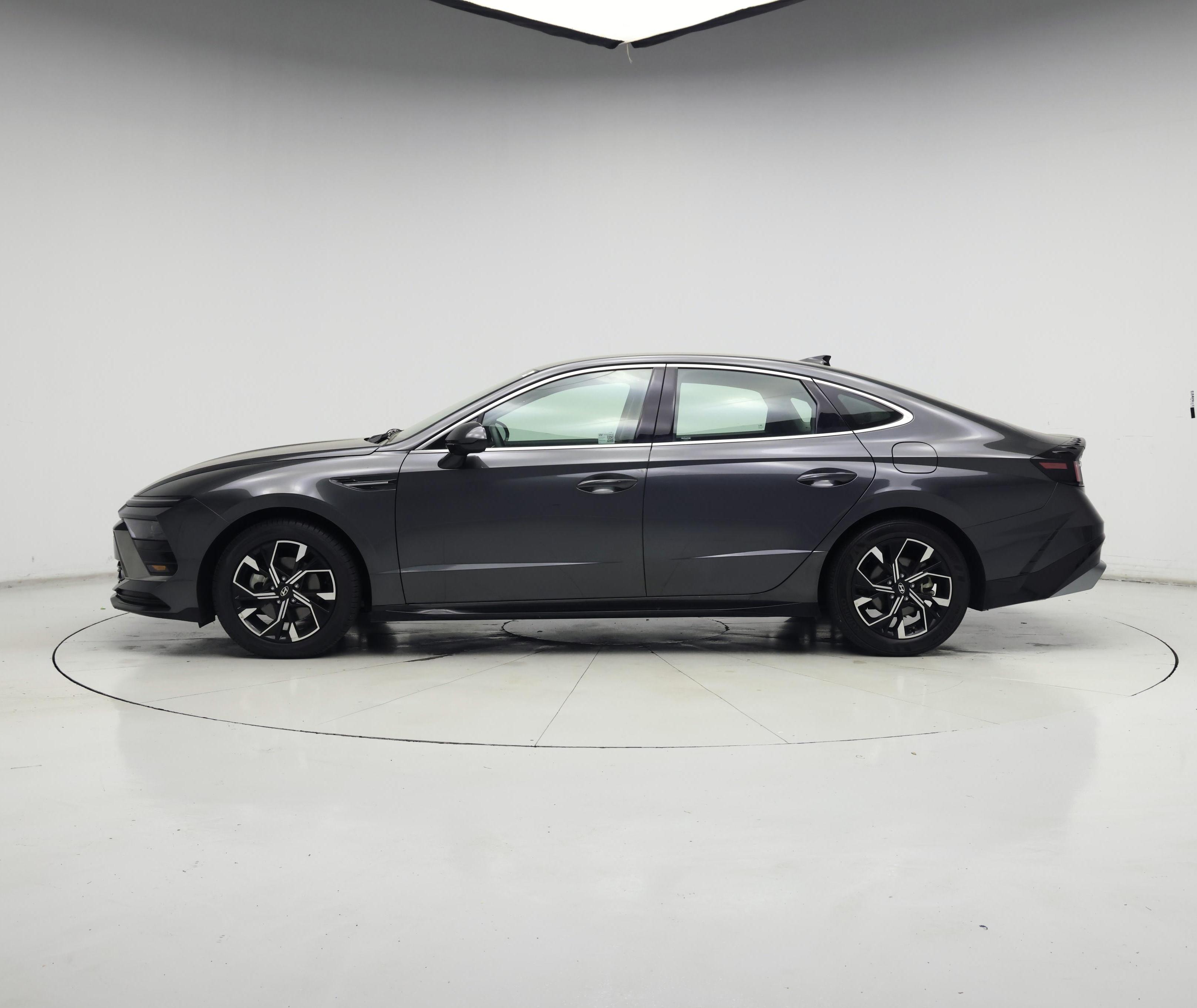 Thumbnail: 2025 Hyundai Sonata - 3