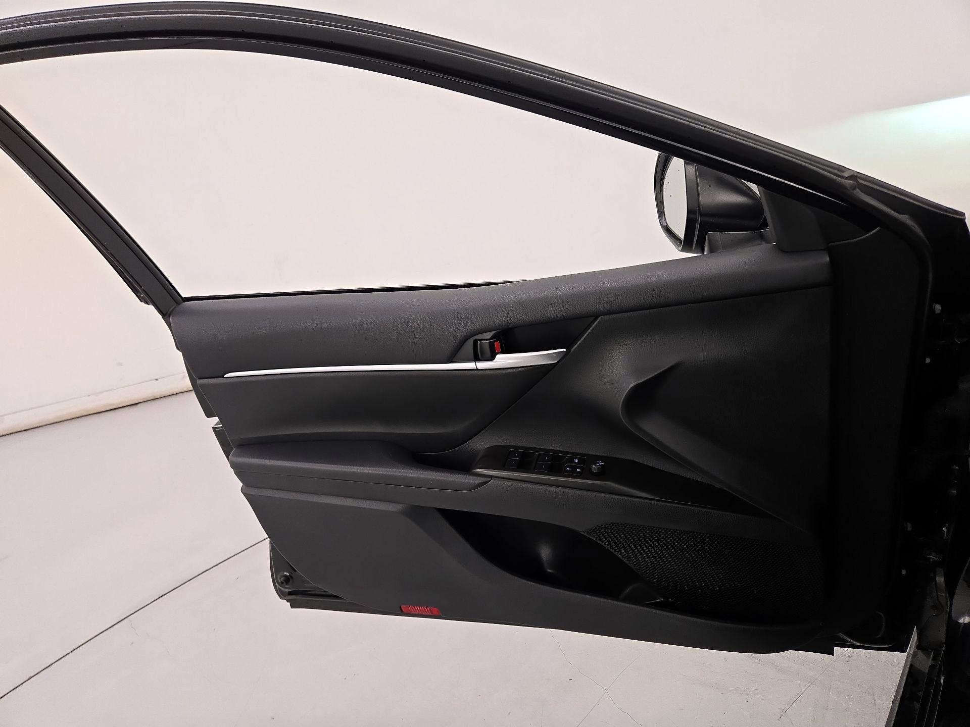 Thumbnail: 2024 Toyota Camry - 12