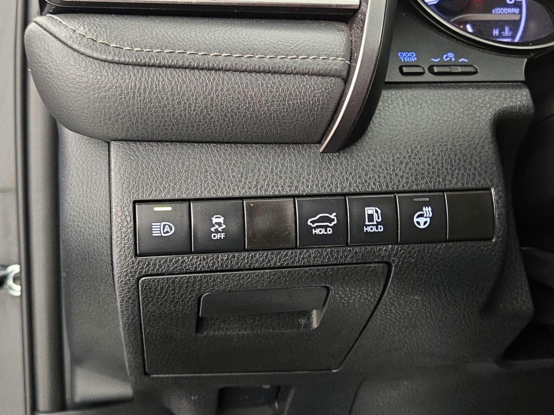 Thumbnail: 2024 Toyota Camry - 13