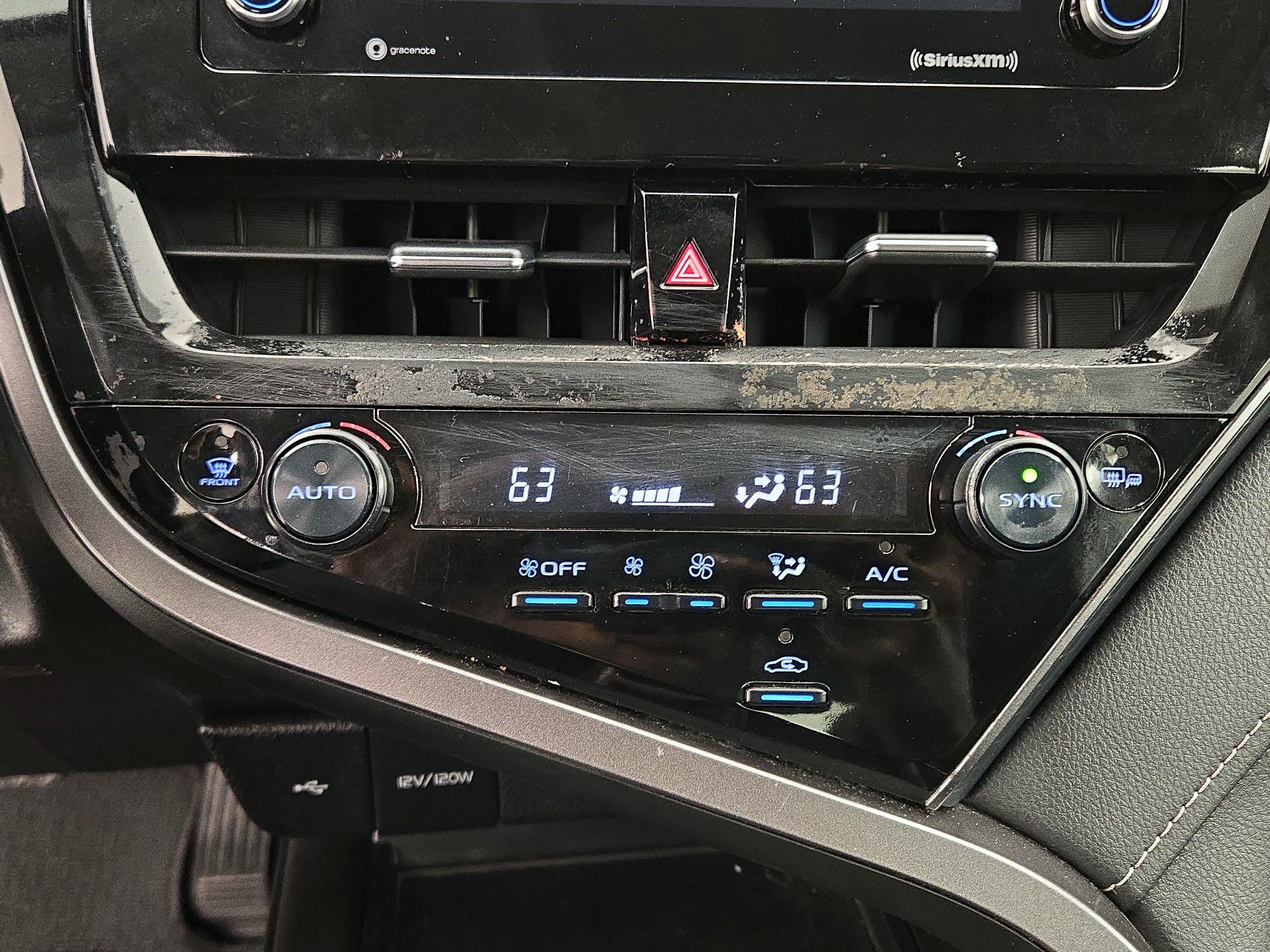 Thumbnail: 2024 Toyota Camry - 16