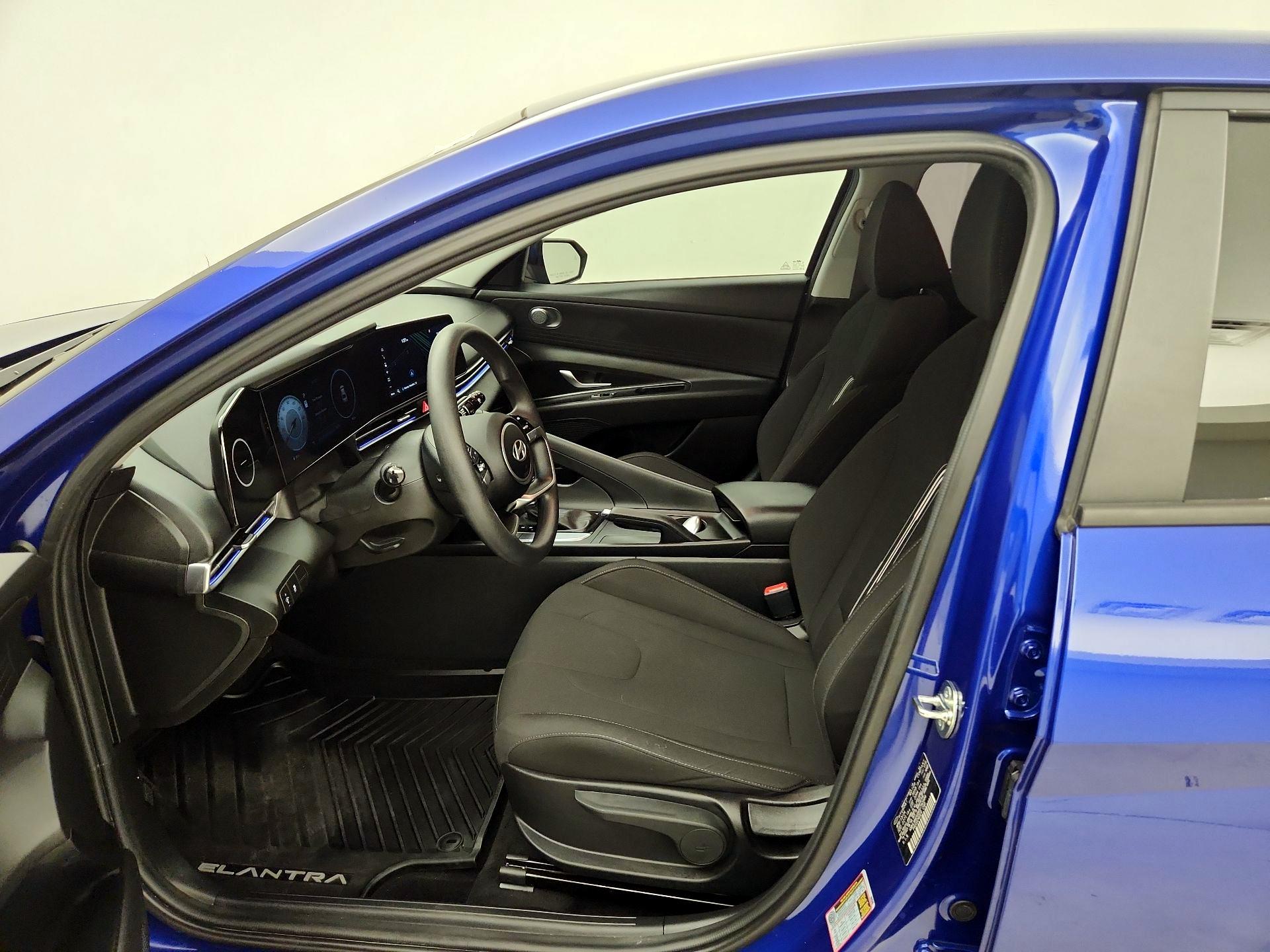 Thumbnail: 2024 Hyundai Elantra - 11