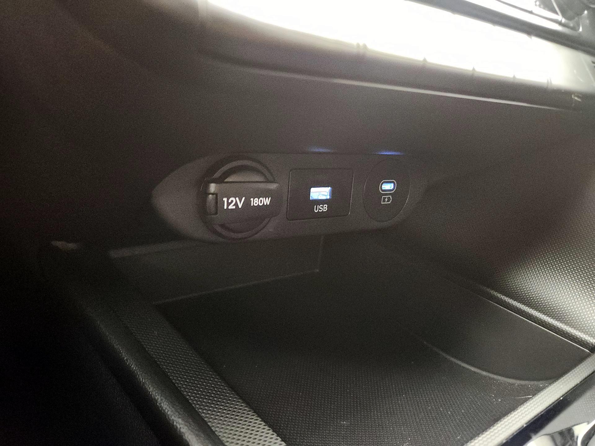 Thumbnail: 2024 Hyundai Elantra - 19