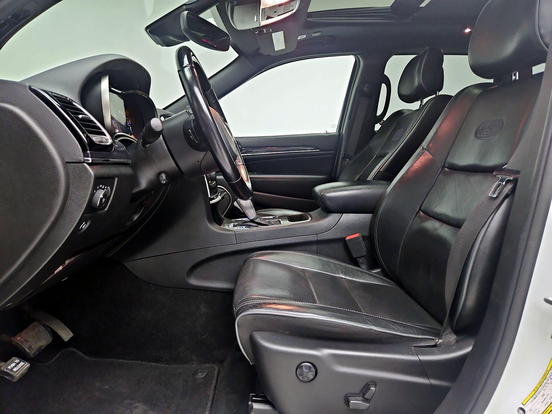 Thumbnail: 2021 Jeep Grand Cherokee - 11