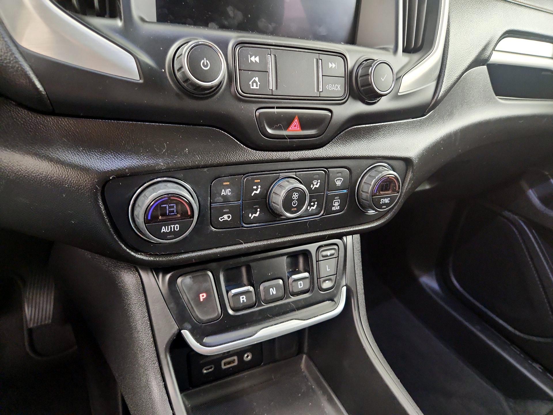 Thumbnail: 2020 GMC Terrain - 14