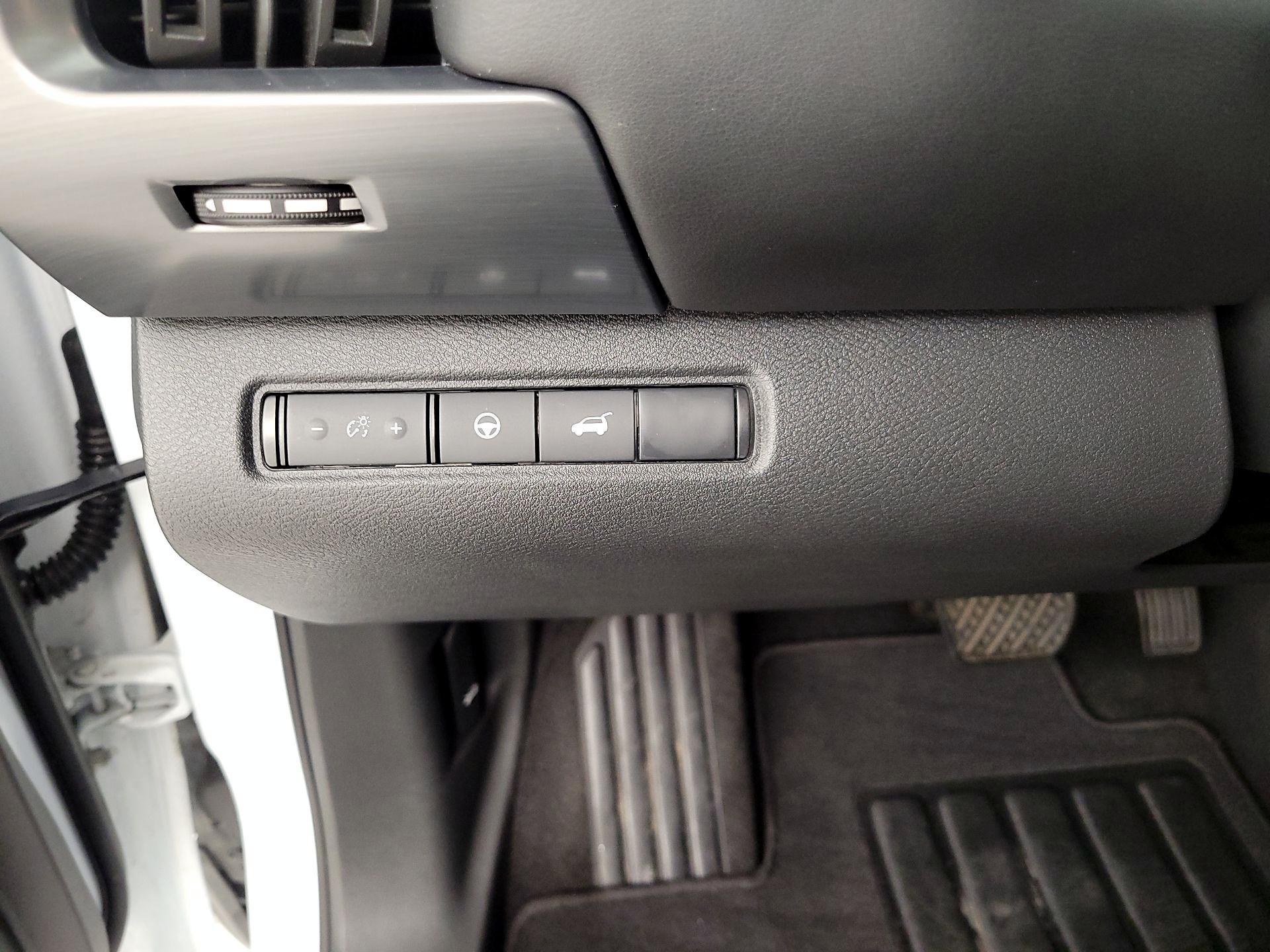 Thumbnail: 2025 Nissan Pathfinder - 13