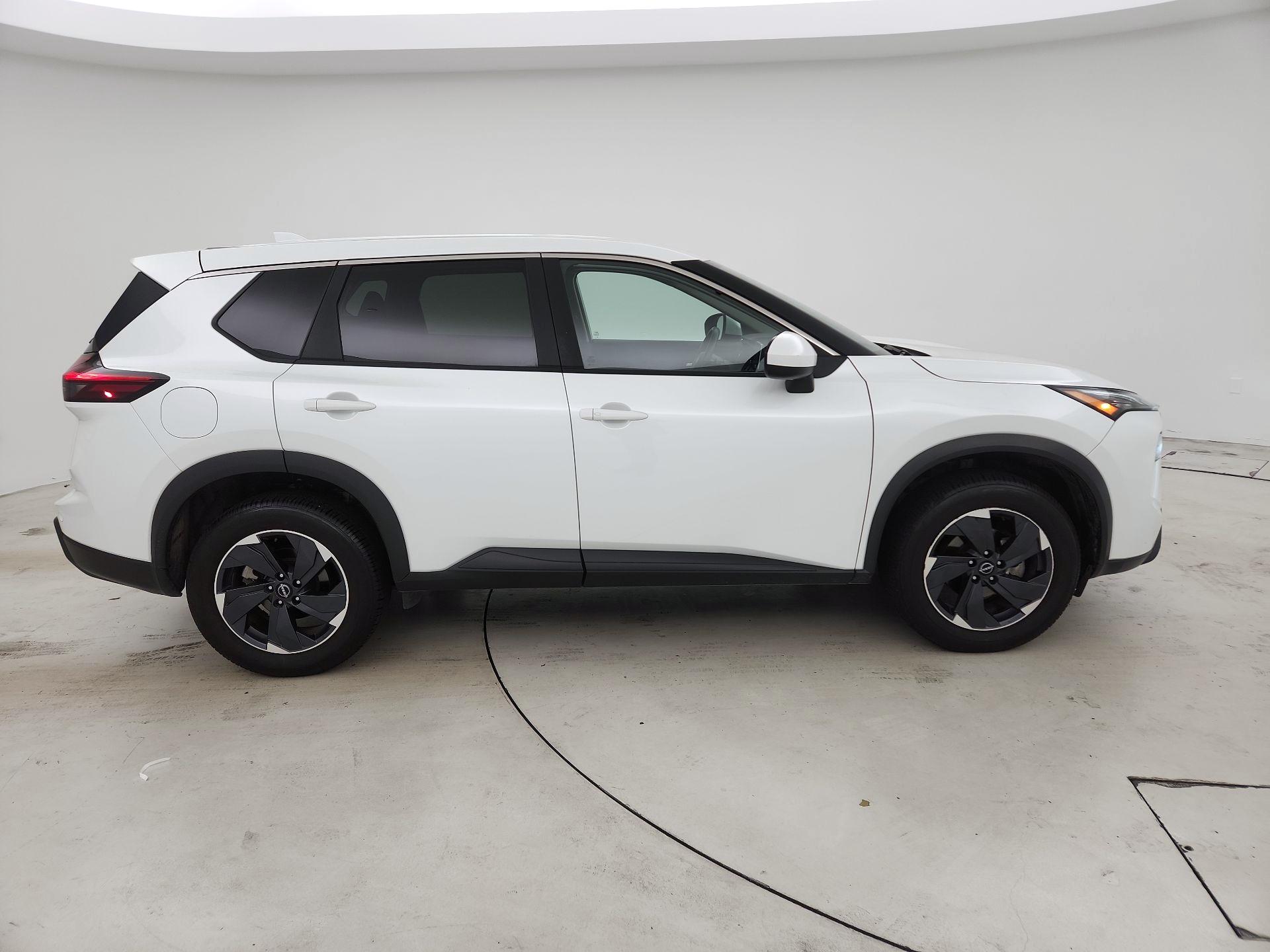 Thumbnail: 2024 Nissan Rogue - 4