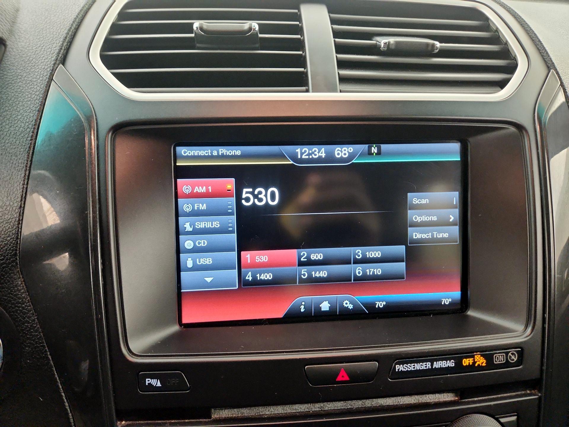 Thumbnail: 2016 Ford Explorer - 15