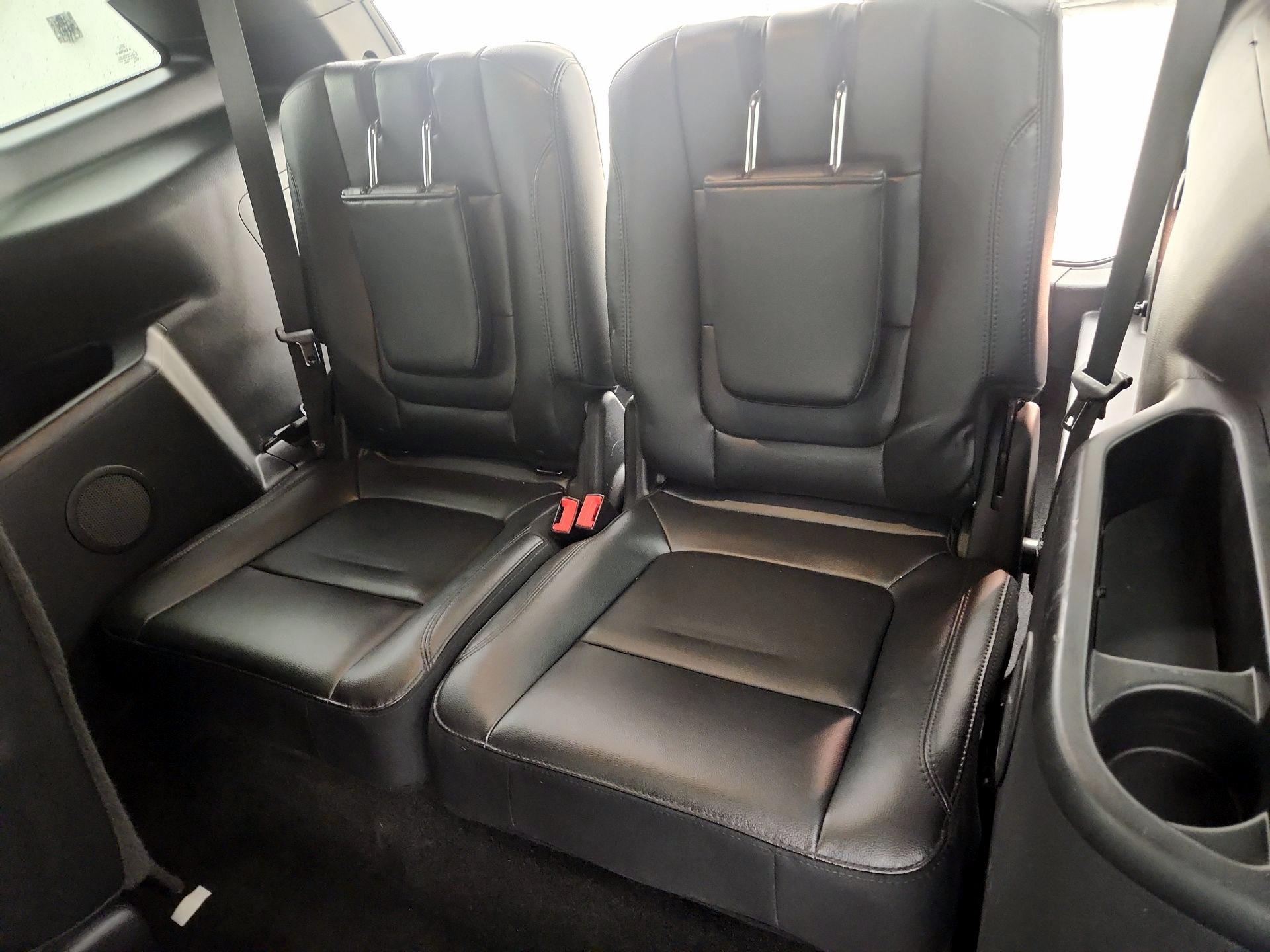 Thumbnail: 2016 Ford Explorer - 20