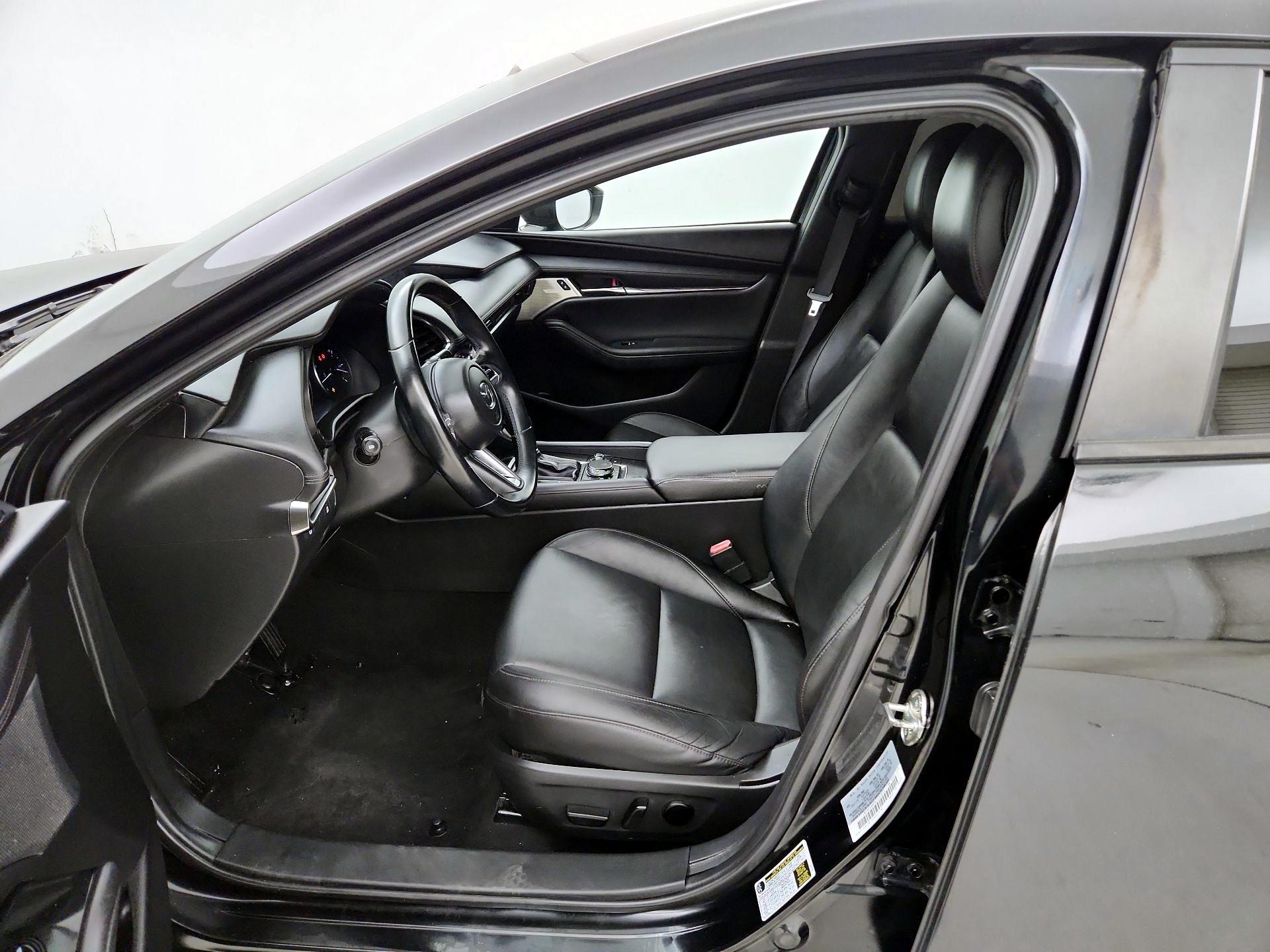 Thumbnail: 2019 Mazda Mazda3 - 11