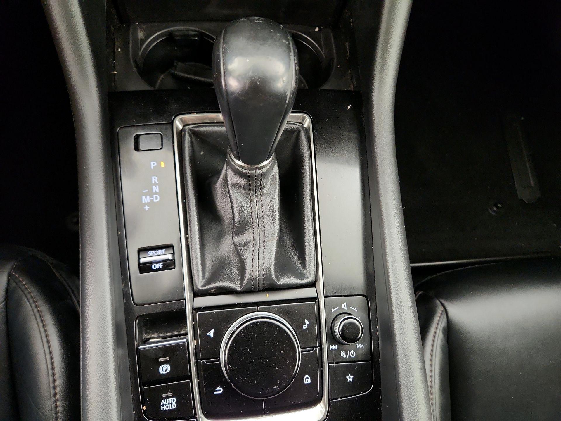 Thumbnail: 2019 Mazda Mazda3 - 17