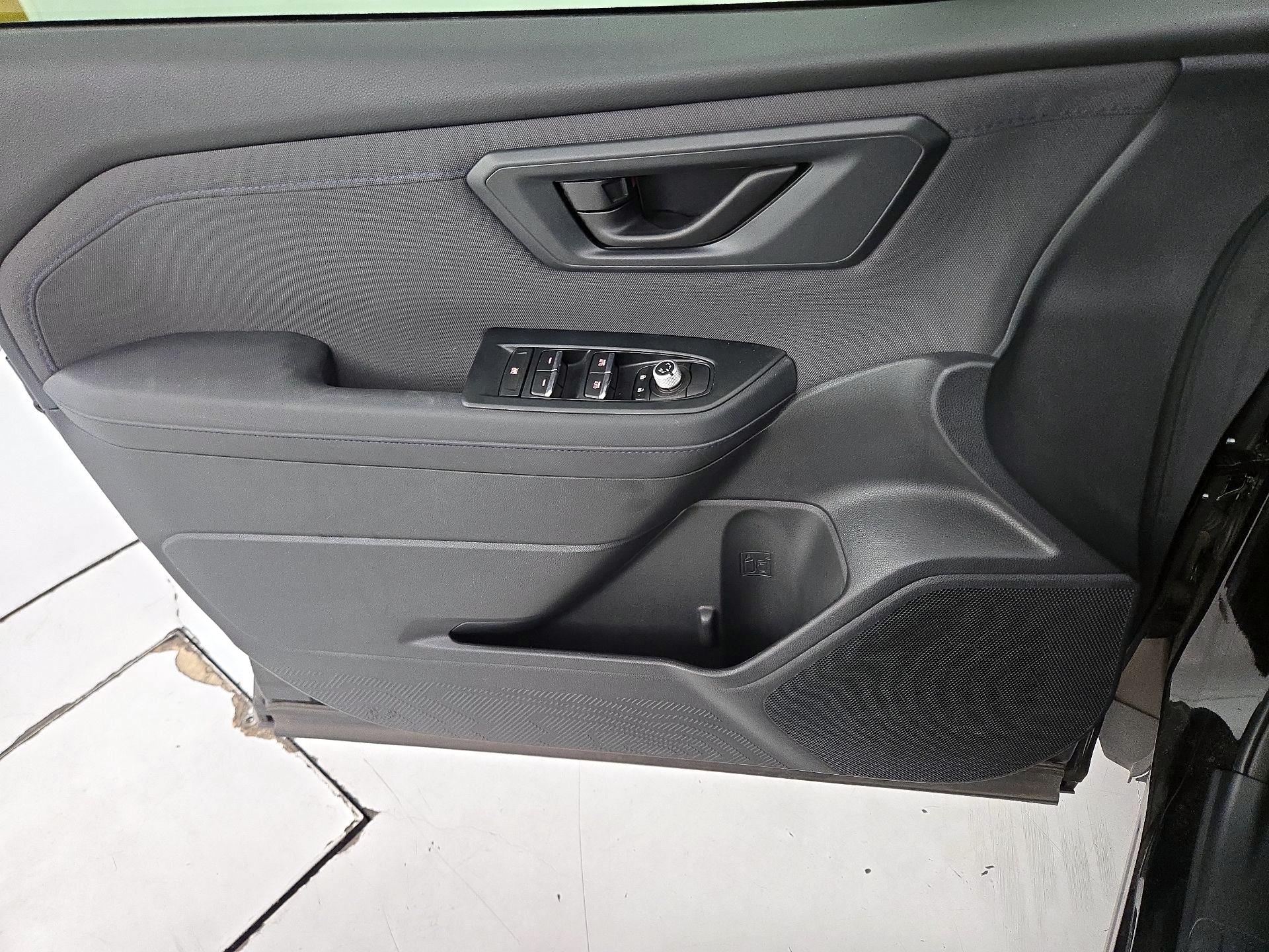 Thumbnail: 2025 Subaru Forester - 12