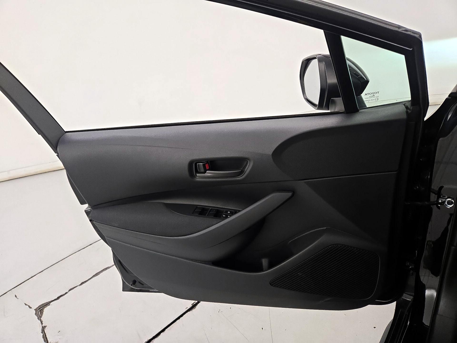 Thumbnail: 2025 Toyota Corolla - 12