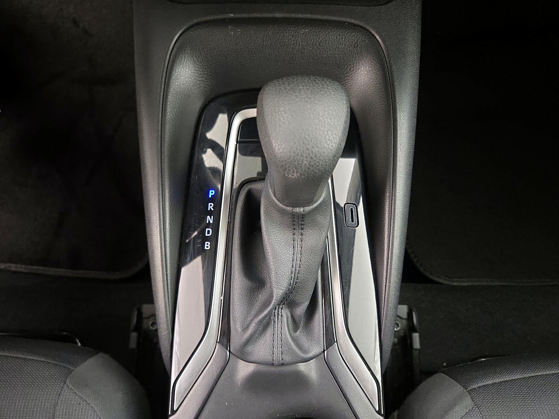 Thumbnail: 2025 Toyota Corolla - 17