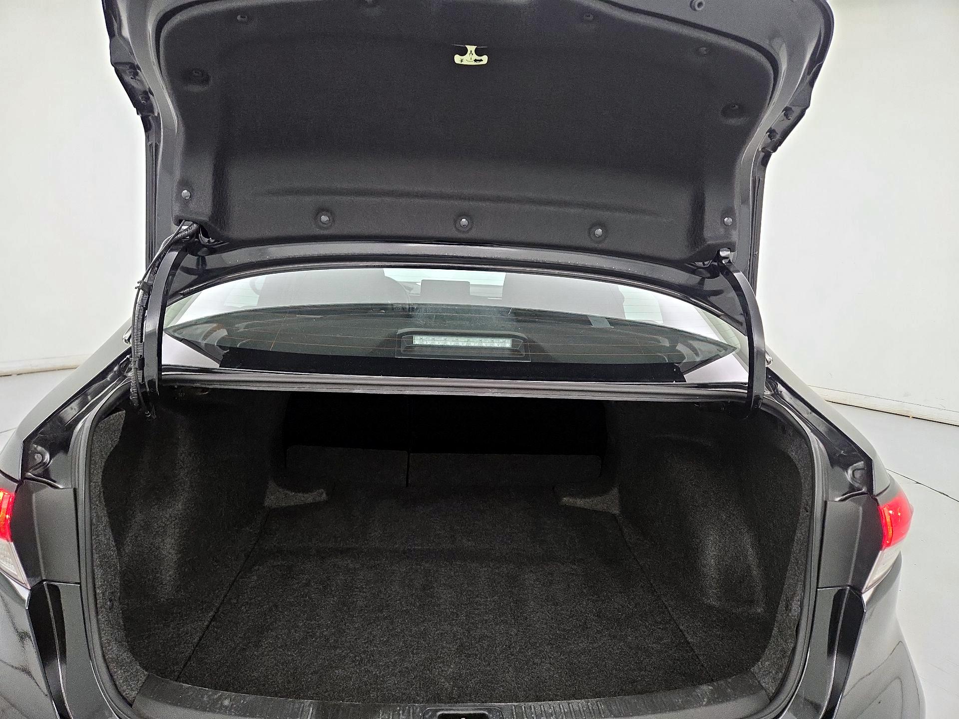 Thumbnail: 2025 Toyota Corolla - 20