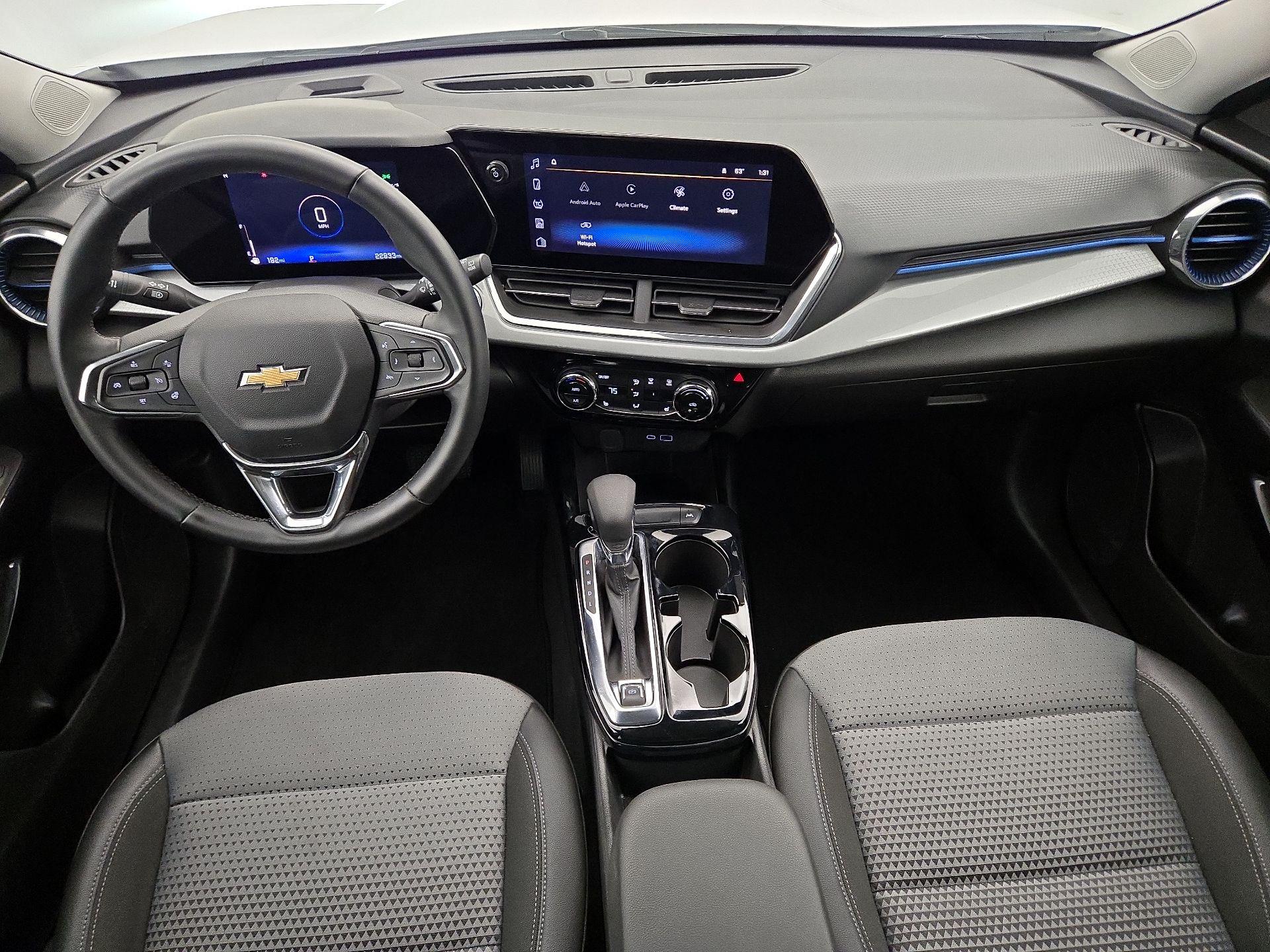 Thumbnail: 2025 Chevrolet Trax - 9