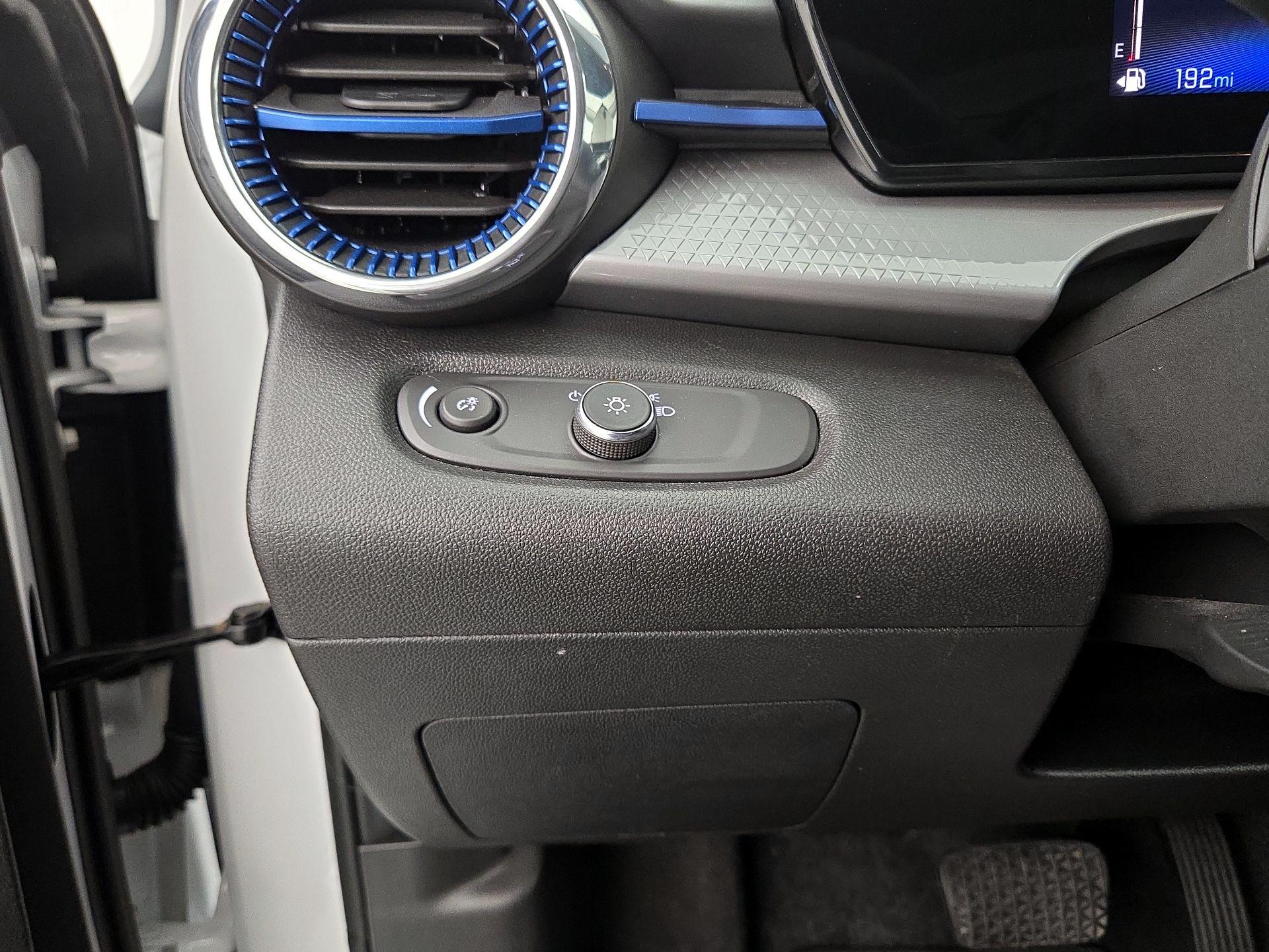 Thumbnail: 2025 Chevrolet Trax - 13